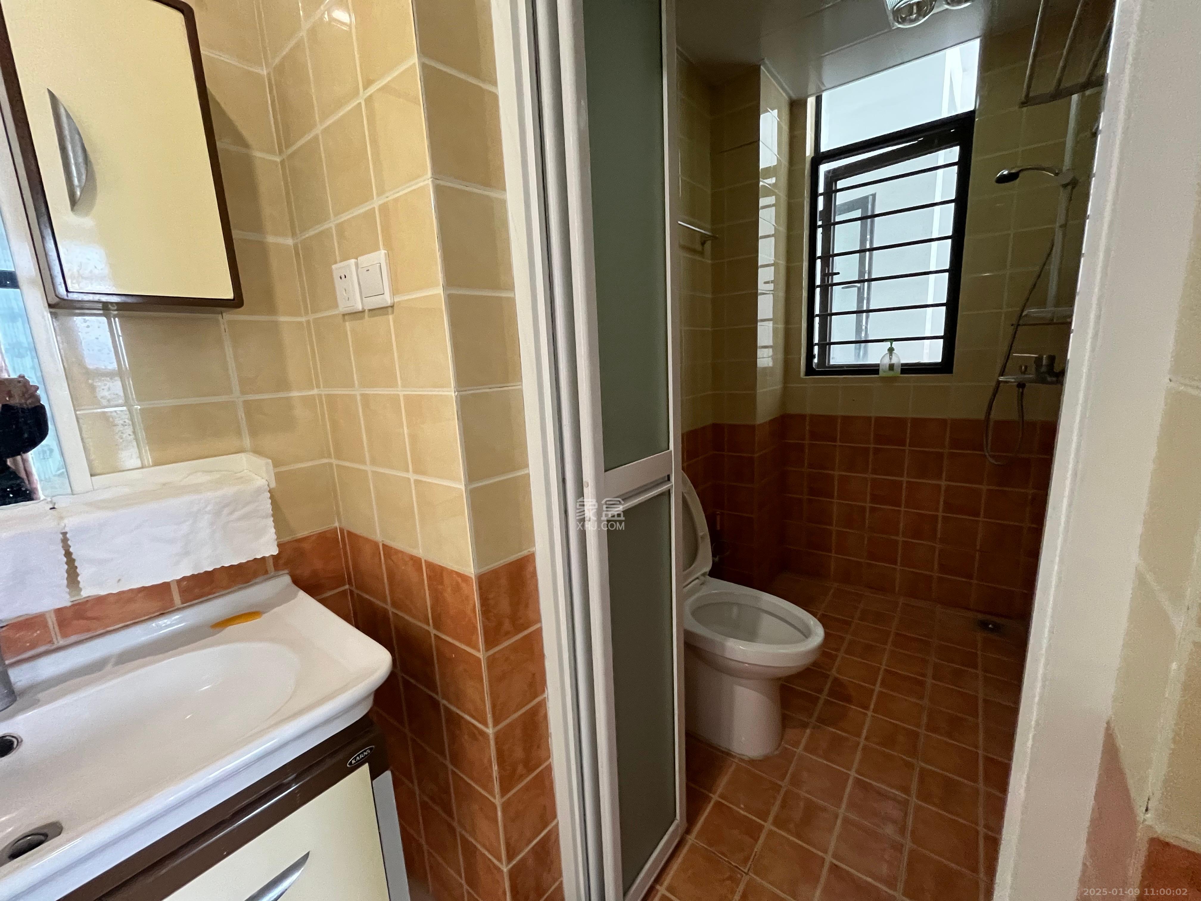 阳光100三期  3室2厅2卫    2800.0元/月 阳光100三期  3室2厅2卫    2800.0元/月室内图