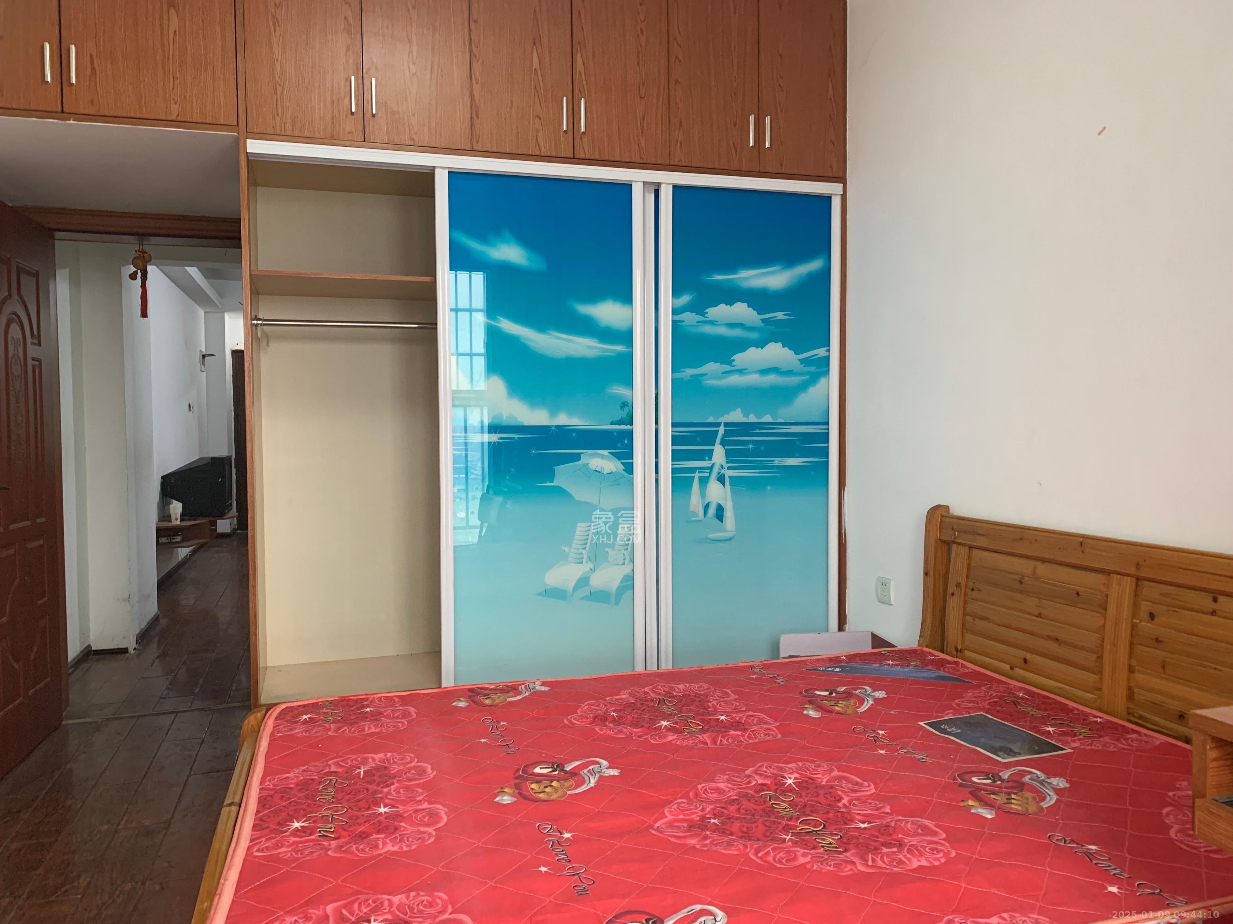 华天LOHO小镇 1室1厅1卫 1100.0元/月 华天LOHO小镇 1室1厅1卫 1100.0元/月室内图