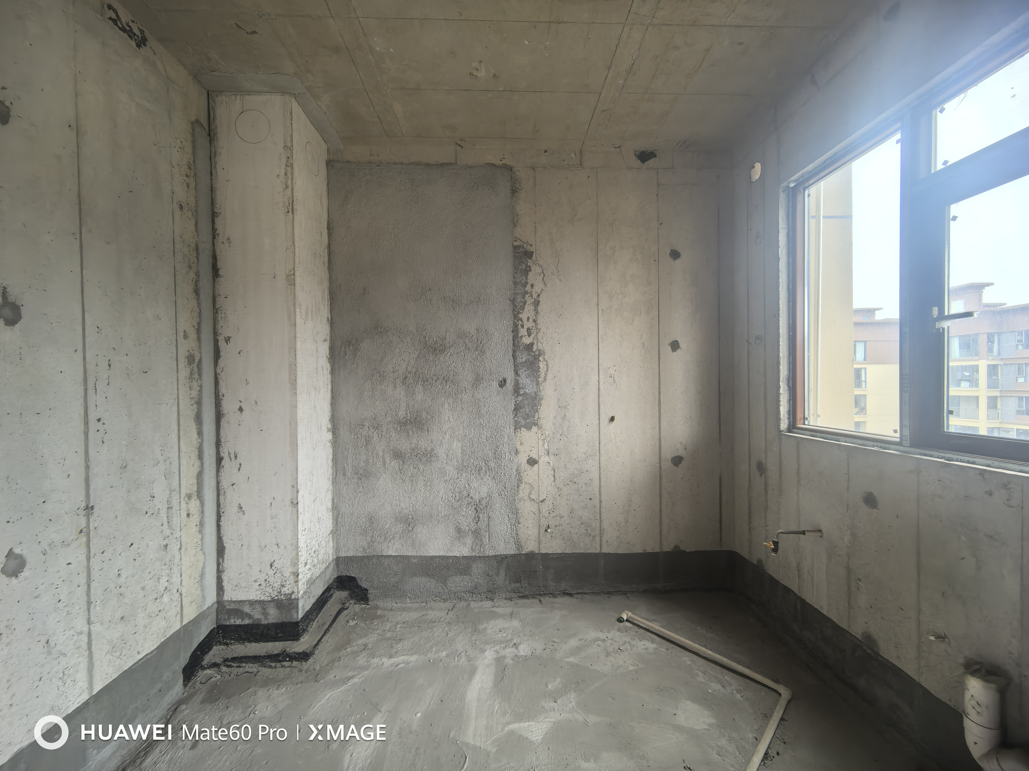 吉大汉珠山府 5室2厅2卫 89.8万 吉大汉珠山府 5室2厅2卫 89.8万客厅