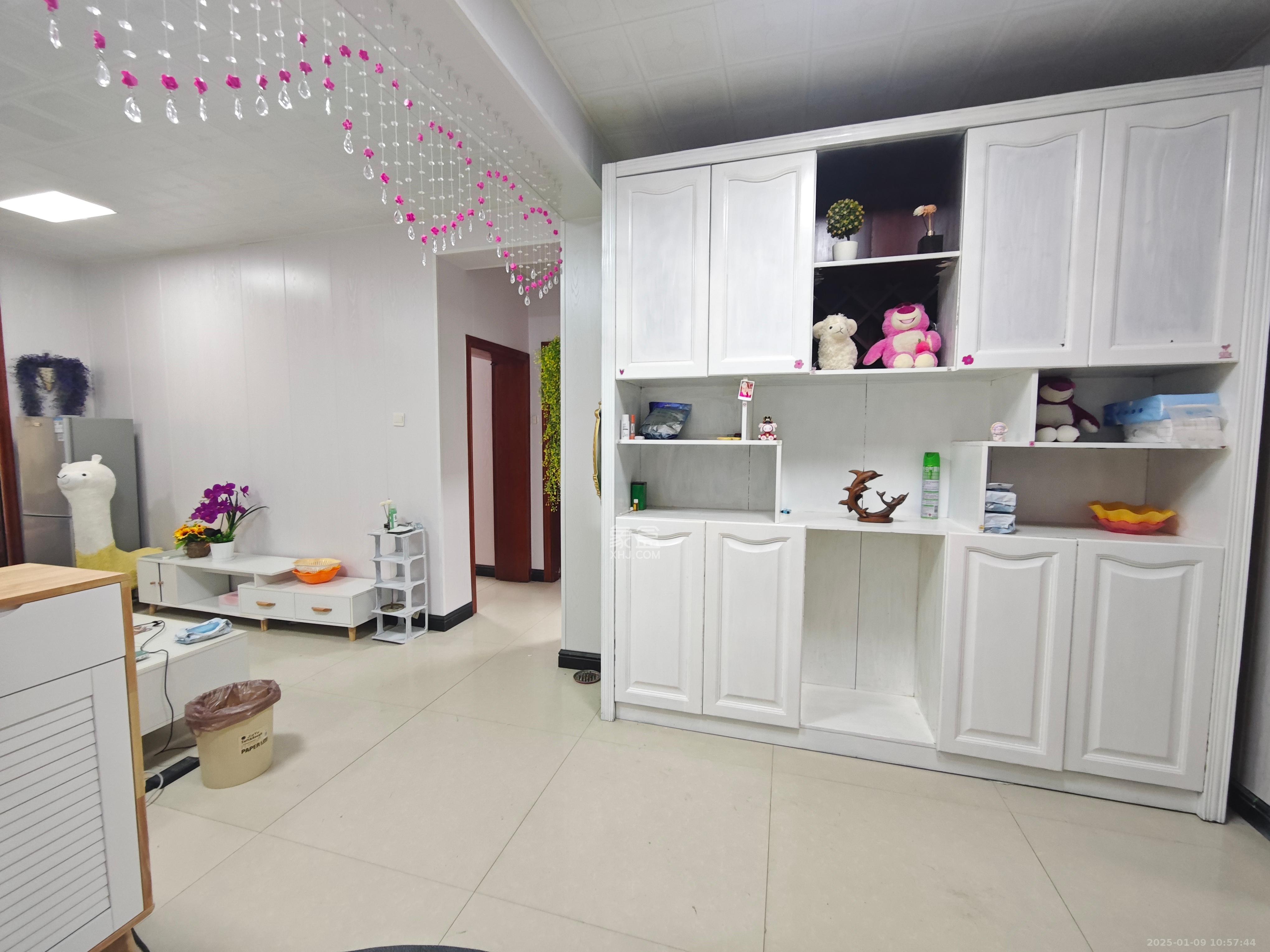 黎郡新宇康景园  2室1厅1卫    2000.0元/月 黎郡新宇康景园  2室1厅1卫    2000.0元/月室内图