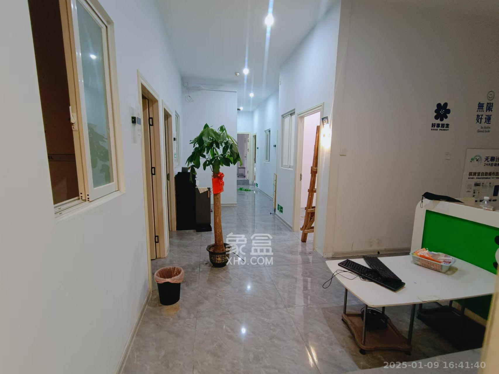 阳光100一期、四五期   152.0㎡      6000.0元/月室内图