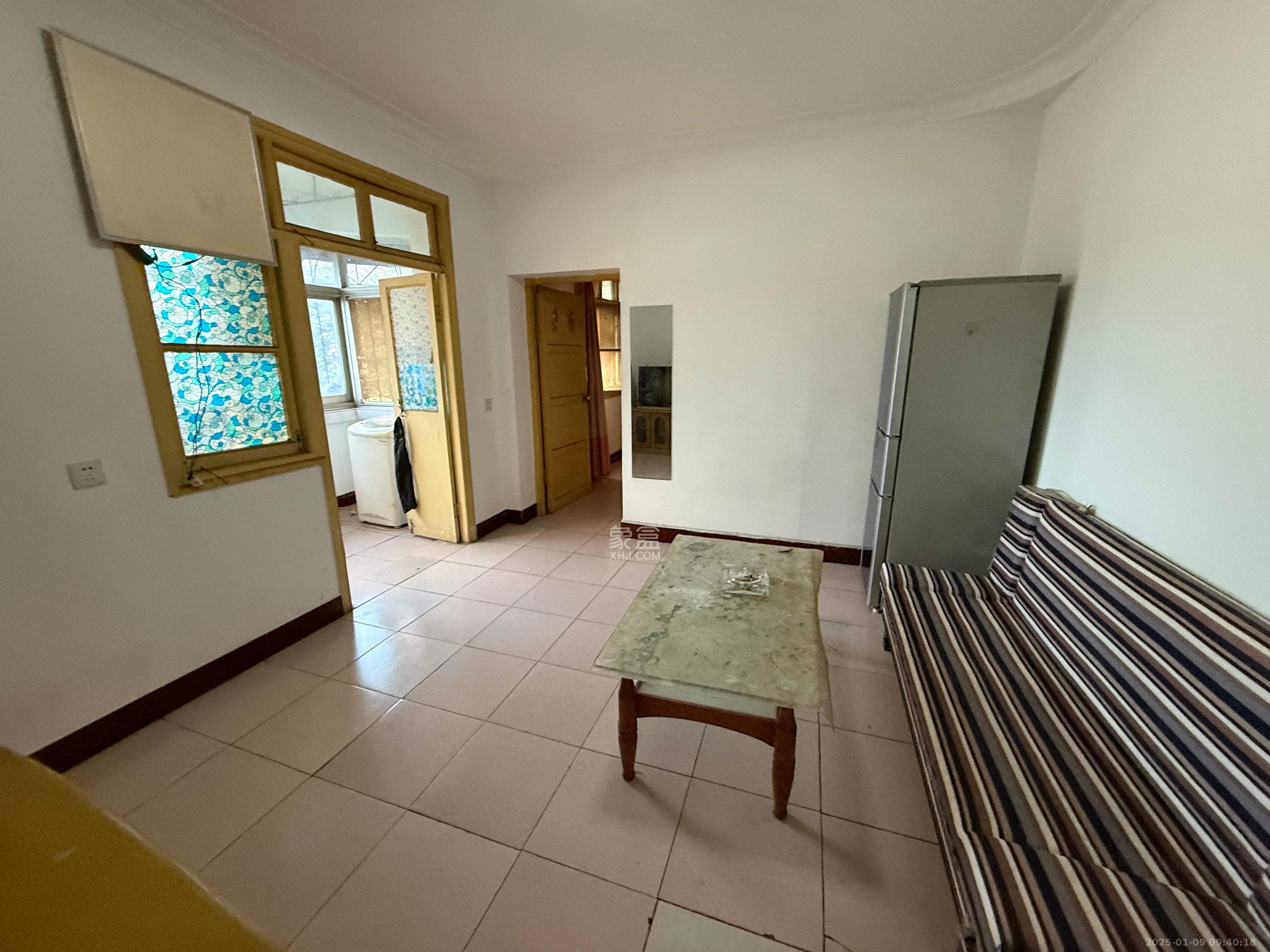 安居楼 1室1厅1卫 1200.0元/月 安居楼 1室1厅1卫 1200.0元/月室内图