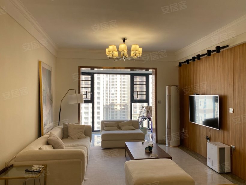 阳光丁香园  4室2厅1卫    179.0万 阳光丁香园  4室2厅1卫    179.0万室内图