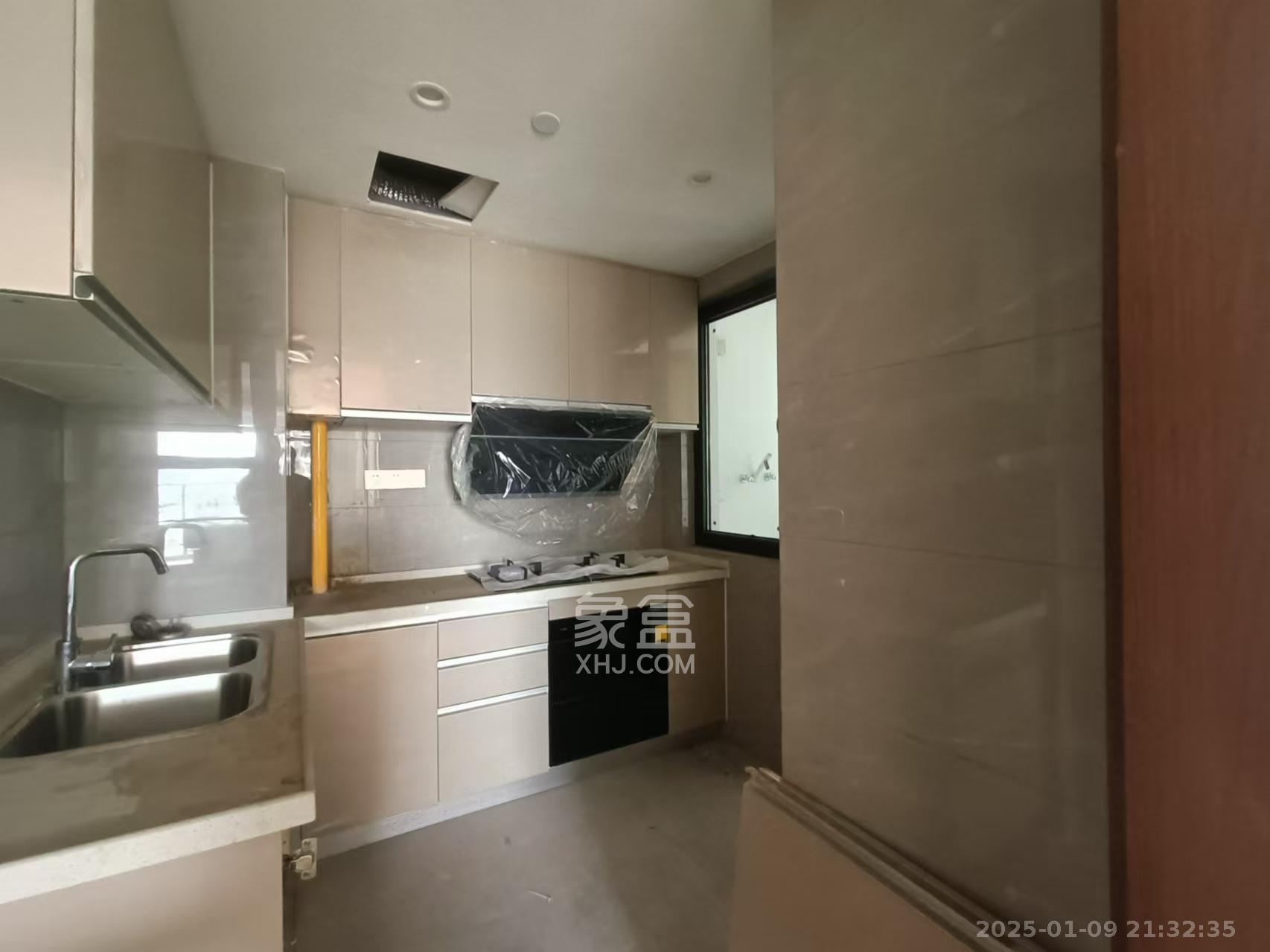 绿地长沙城际空间站(柏仕佳苑)  3室2厅2卫    4200.0元/月 绿地长沙城际空间站(柏仕佳苑)  3室2厅2卫    4200.0元/月室内图