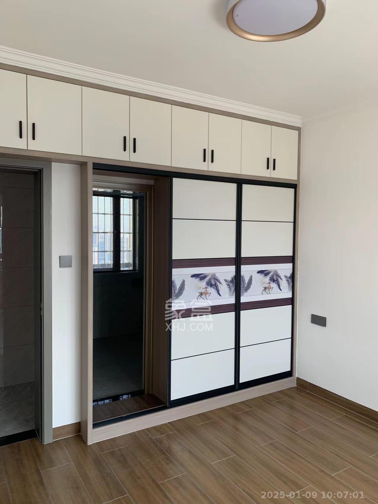 和润园三期 3室2厅1卫 3000.0元/月 和润园三期 3室2厅1卫 3000.0元/月室内图