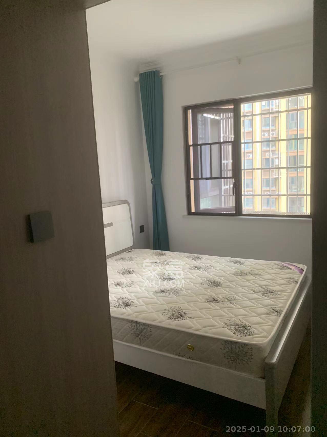 和润园三期 3室2厅1卫 3000.0元/月 和润园三期 3室2厅1卫 3000.0元/月室内图