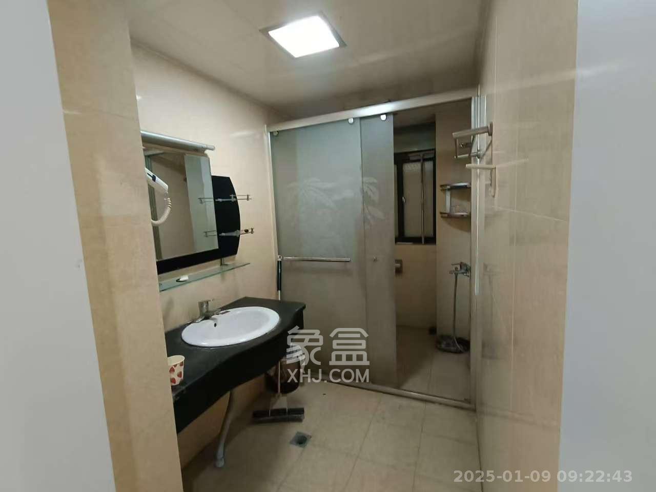 山水熙园  3室2厅2卫   3000.00元/月室内图