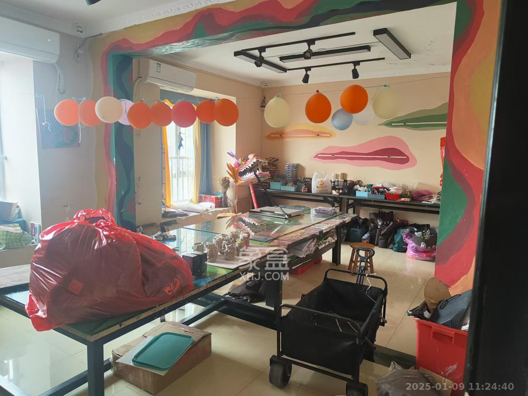 恒广国际景园一二区 3室2厅2卫 2000.0元/月 恒广国际景园一二区 3室2厅2卫 2000.0元/月室内图