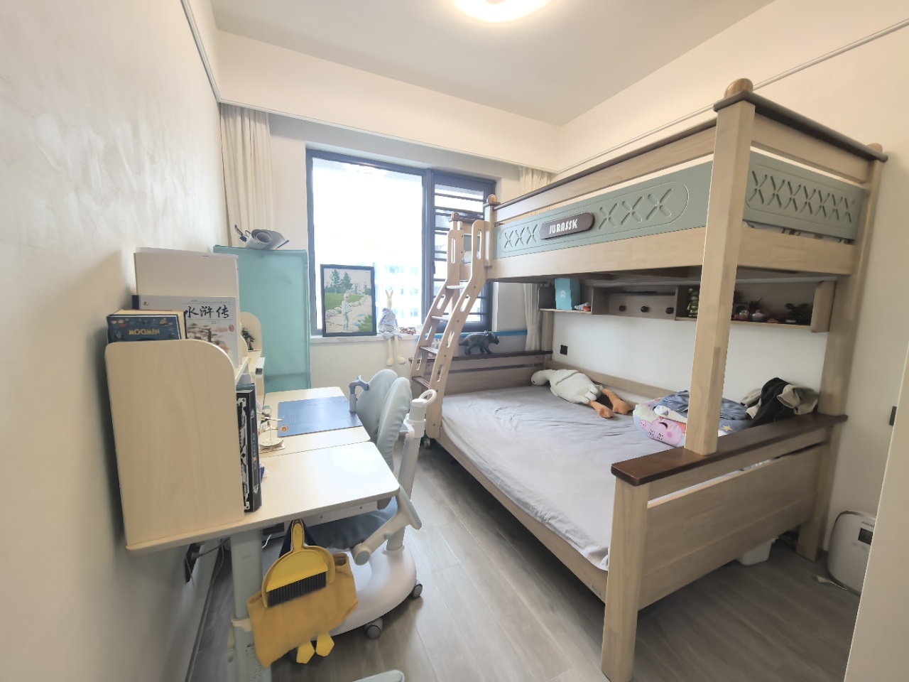 金隅阳光郡 3室2厅2卫 223.0万 金隅阳光郡 3室2厅2卫 223.0万室内图