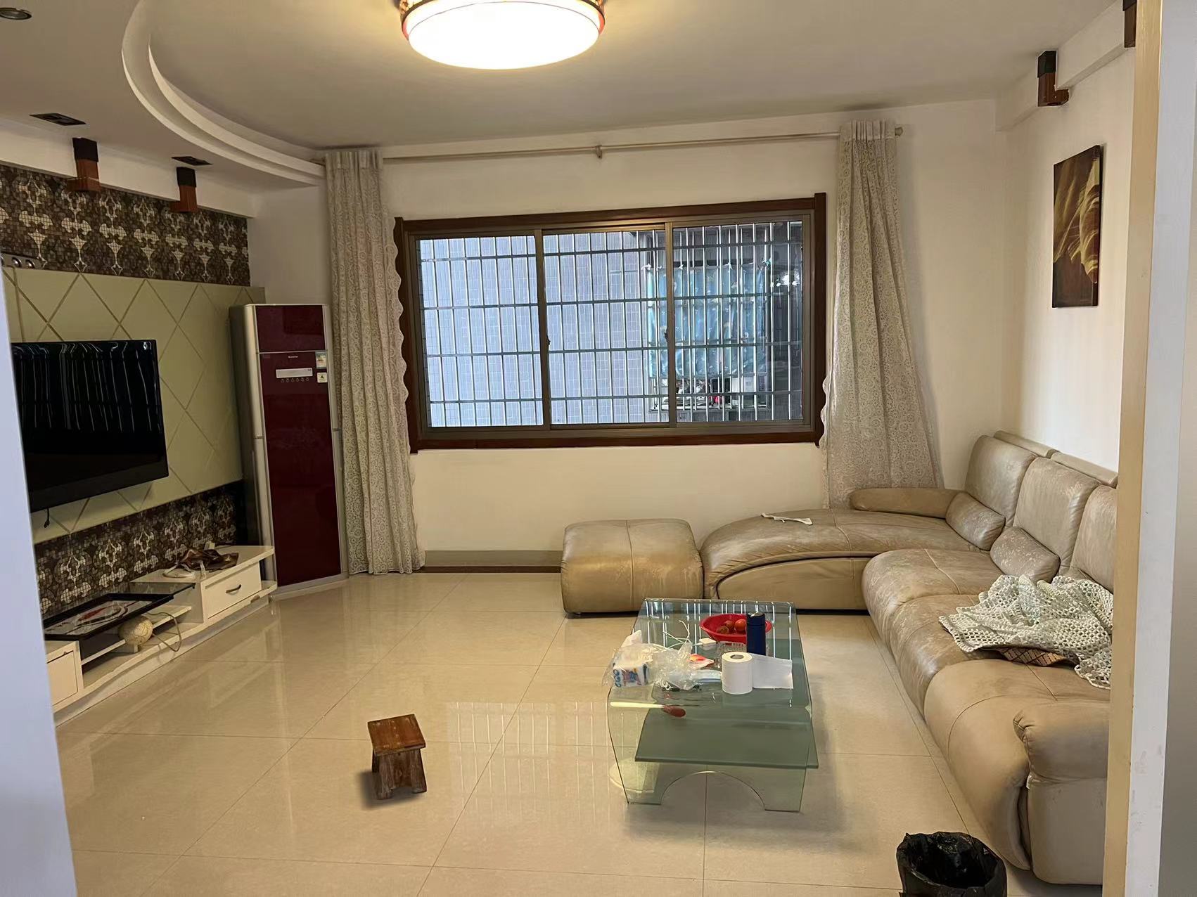 湘江风光大厦 3室2厅2卫 1500.0元/月 湘江风光大厦 3室2厅2卫 1500.0元/月室内图