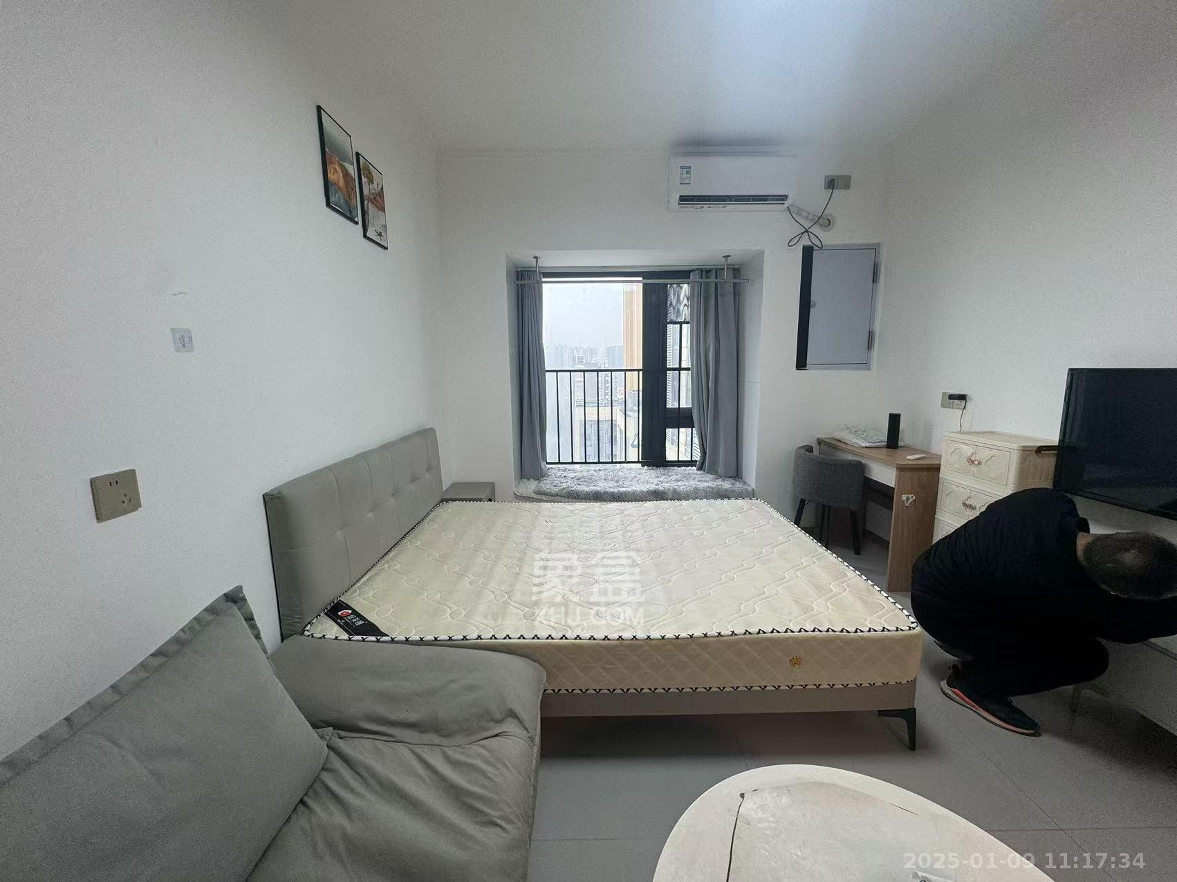 碧桂园城市之光  1室1厅1卫    1600.0元/月 碧桂园城市之光  1室1厅1卫    1600.0元/月