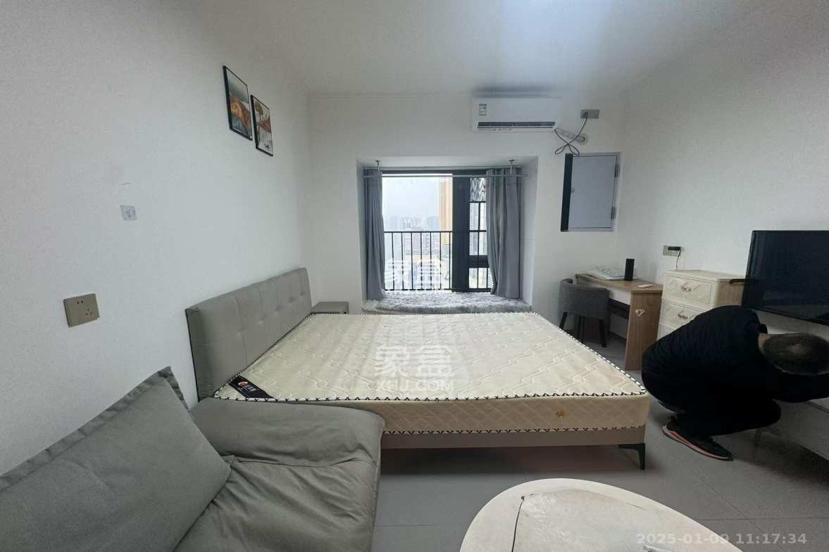 碧桂园城市之光  1室1厅1卫    1600.0元/月 碧桂园城市之光  1室1厅1卫    1600.0元/月室内图