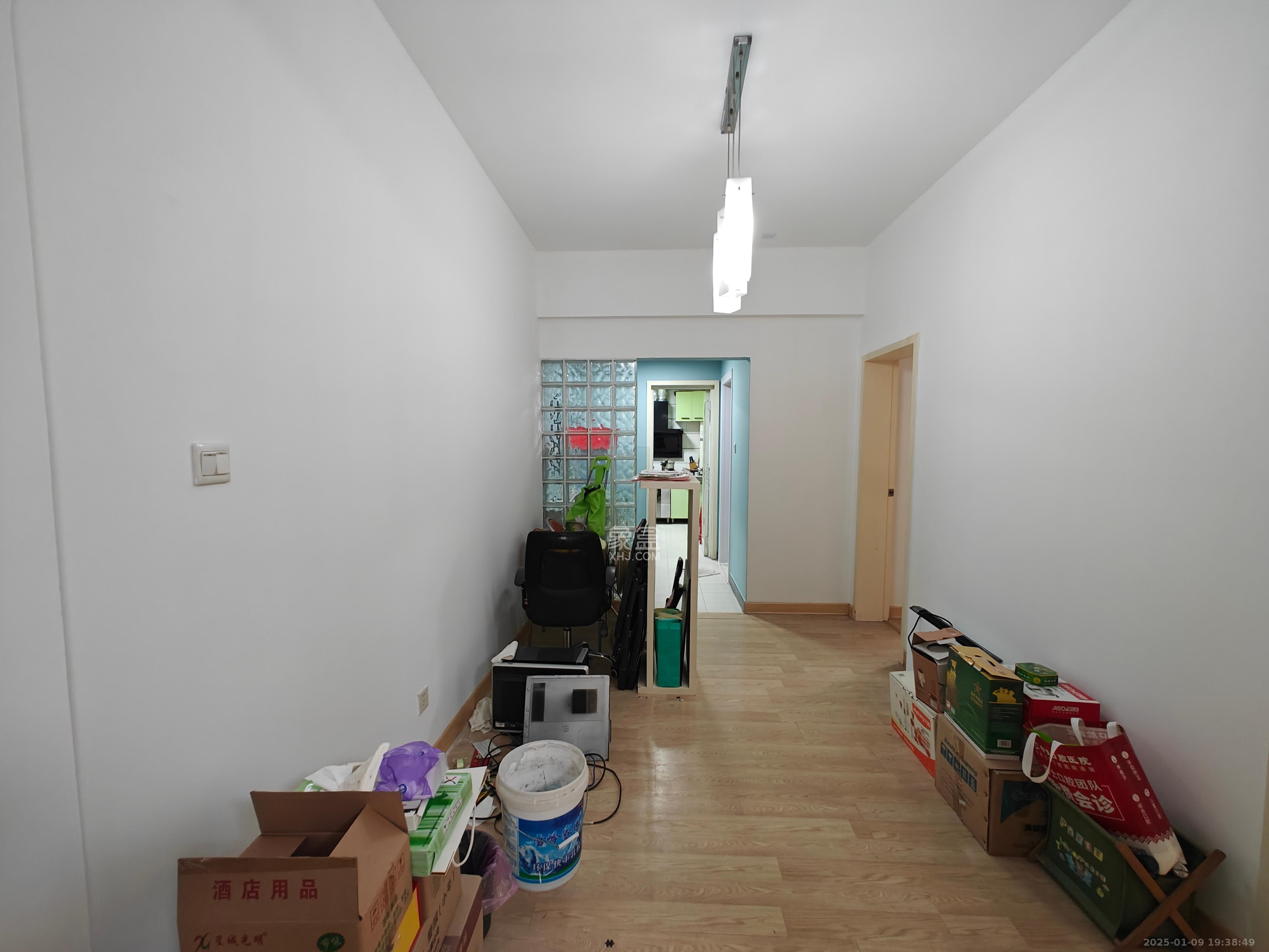 名都花园  2室2厅1卫    2500.0元/月 名都花园  2室2厅1卫    2500.0元/月室内图