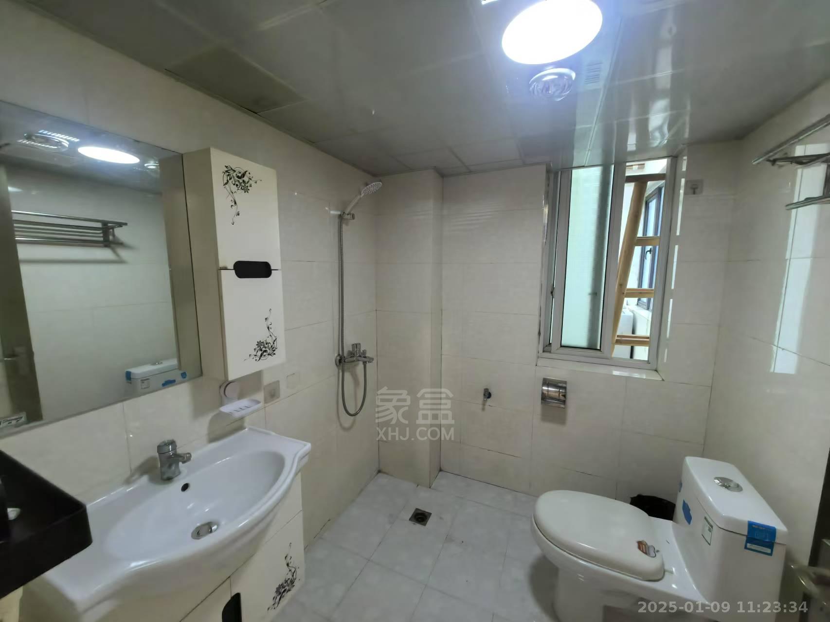 山水国际  2室1厅1卫    1900.0元/月 山水国际  2室1厅1卫    1900.0元/月室内图