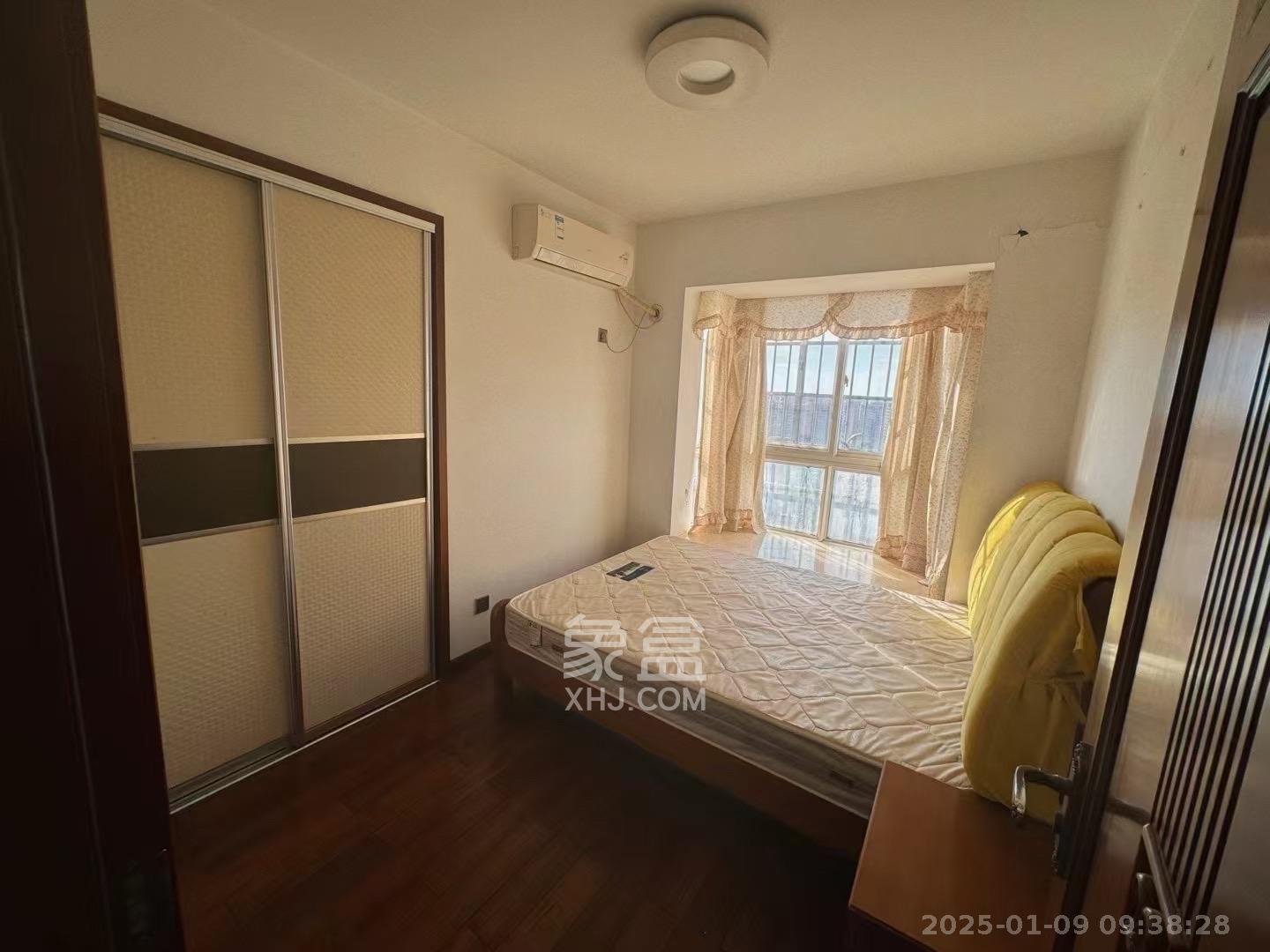 弘欣公寓  3室2厅2卫    2000.0元/月 弘欣公寓  3室2厅2卫    2000.0元/月室内图