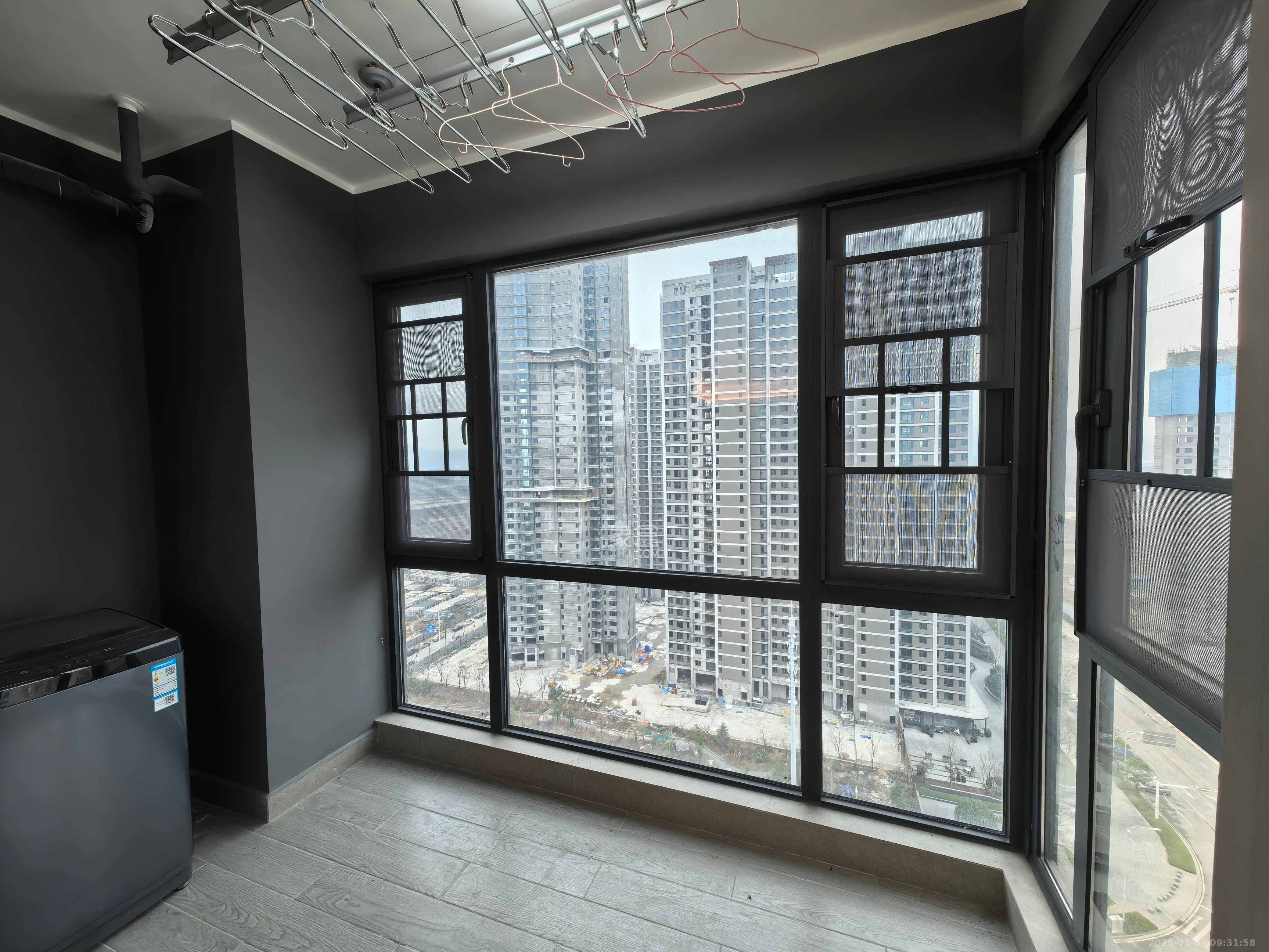 中海麓山境南区 3室2厅2卫 2900.0元/月 中海麓山境南区 3室2厅2卫 2900.0元/月室内图