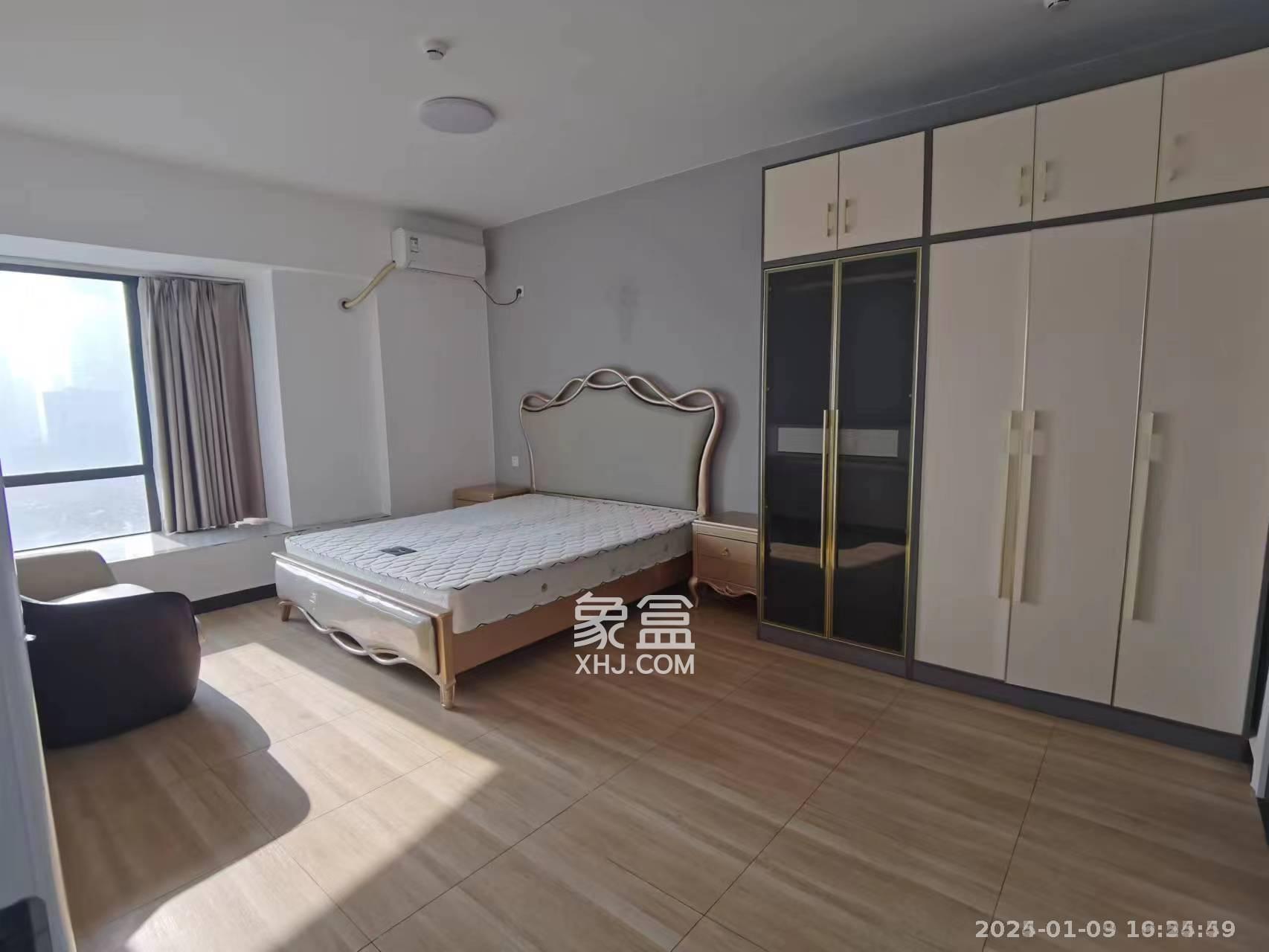 天祥水晶湾  4室2厅2卫   5000.00元/月室内图