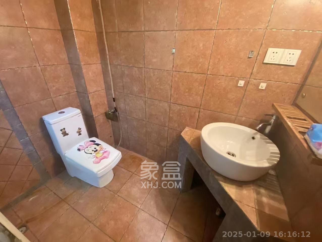 白沙晶城 1室1厅1卫 1800.0元/月 白沙晶城 1室1厅1卫 1800.0元/月室内图