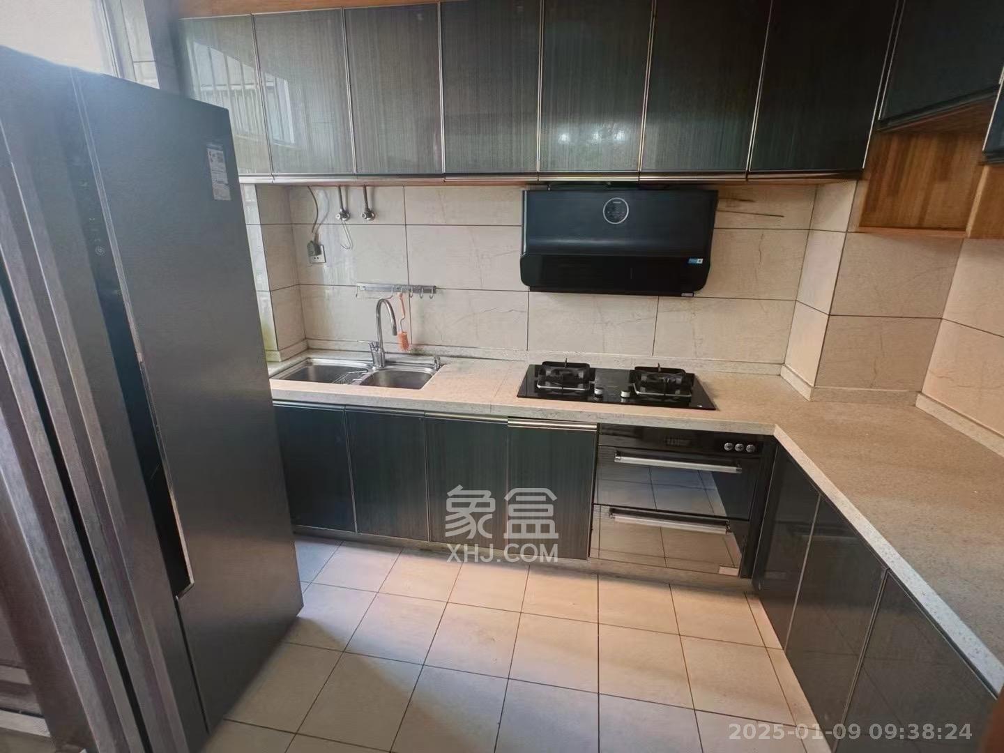 弘欣公寓  3室2厅2卫    2000.0元/月 弘欣公寓  3室2厅2卫    2000.0元/月室内图