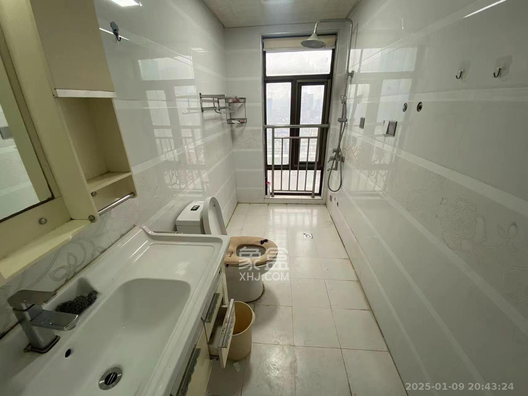 铂宫  3室2厅1卫    4500.0元/月 铂宫  3室2厅1卫    4500.0元/月室内图