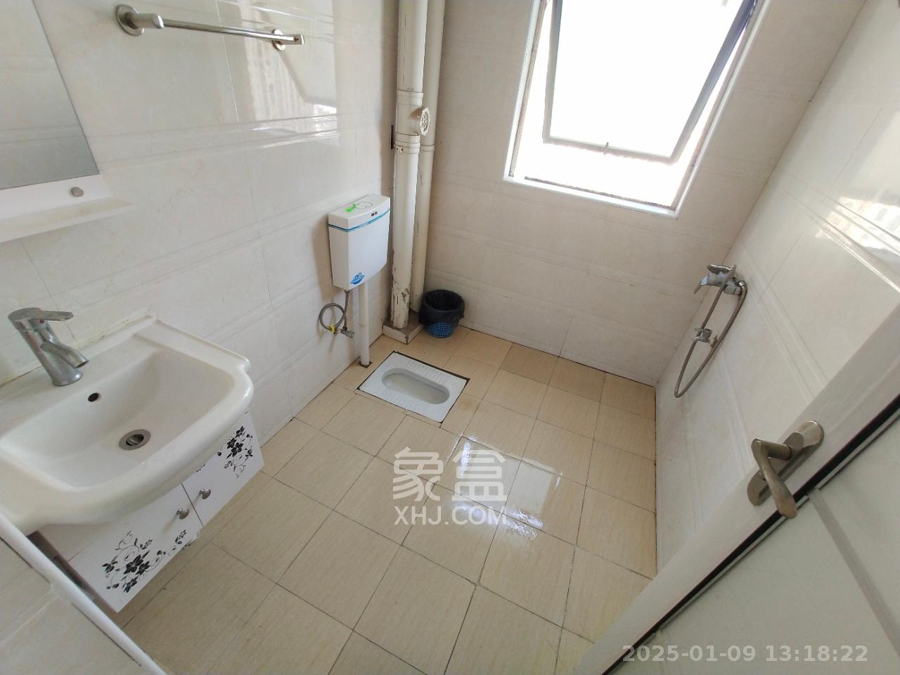 天元涉外景园C区 1室0厅1卫 1000.0元/月 天元涉外景园C区 1室0厅1卫 1000.0元/月室内图