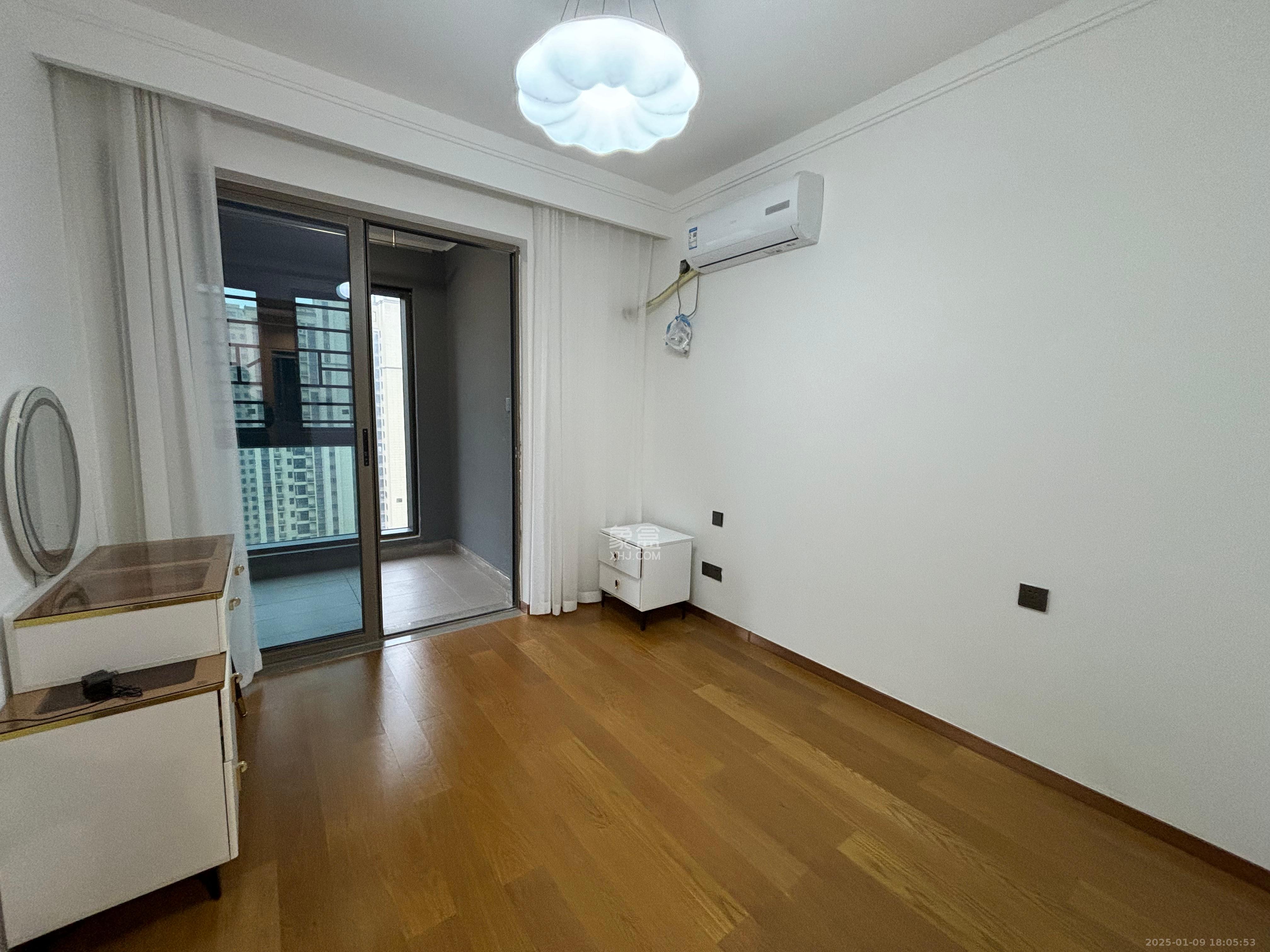 旭辉雨花郡 3室2厅2卫 4500.0元/月 旭辉雨花郡 3室2厅2卫 4500.0元/月室内图