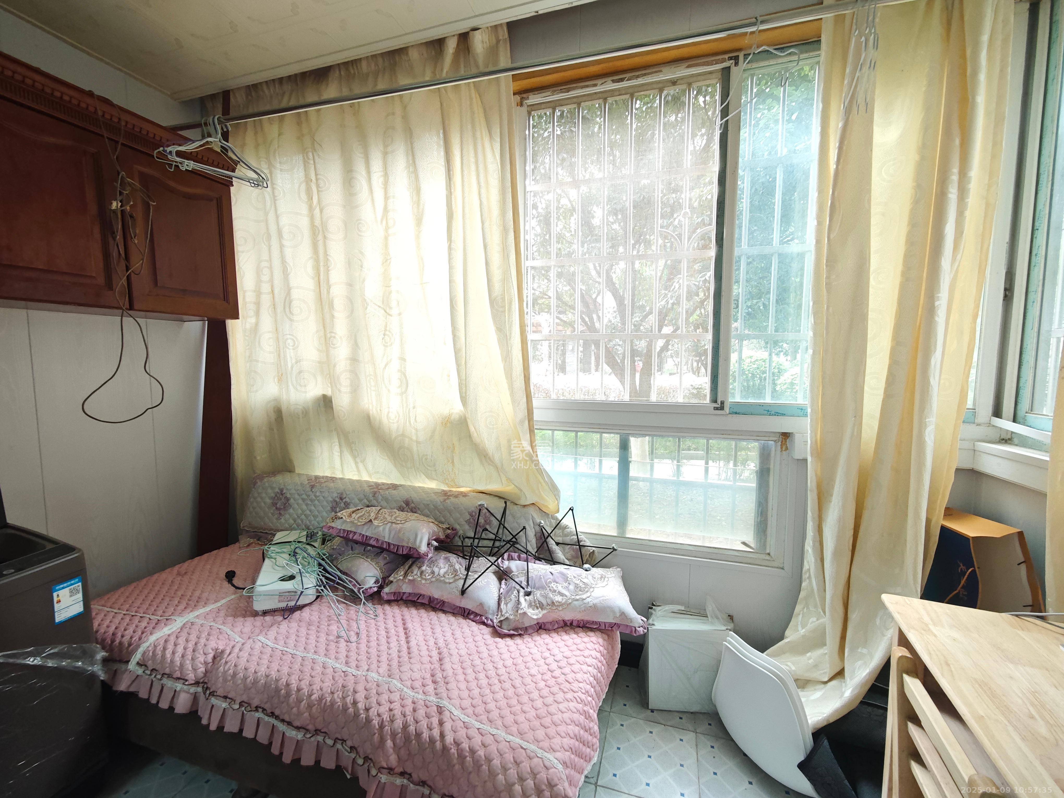 黎郡新宇康景园  2室1厅1卫    2000.0元/月 黎郡新宇康景园  2室1厅1卫    2000.0元/月室内图