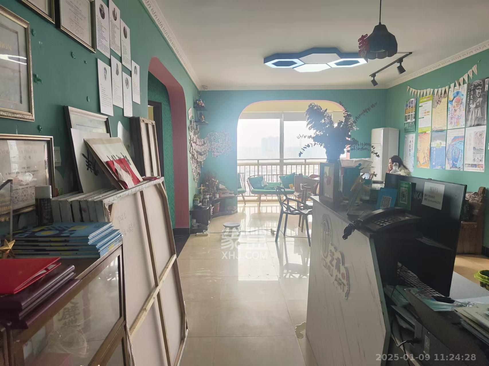 恒广国际景园一二区 3室2厅2卫 2000.0元/月 恒广国际景园一二区 3室2厅2卫 2000.0元/月室内图