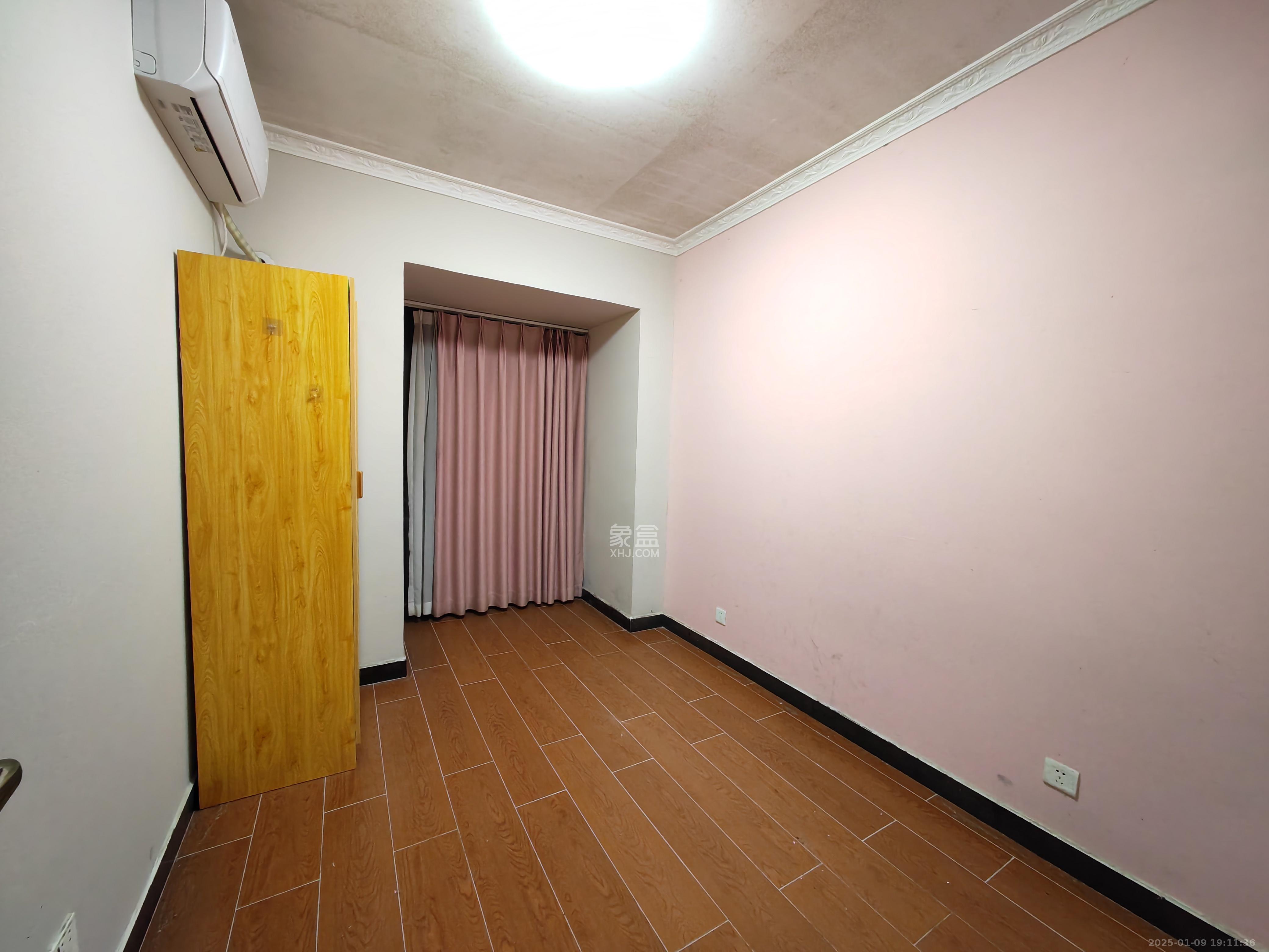 保利麓谷林语F区 4室2厅1卫 2600.0元/月 保利麓谷林语F区 4室2厅1卫 2600.0元/月室内图