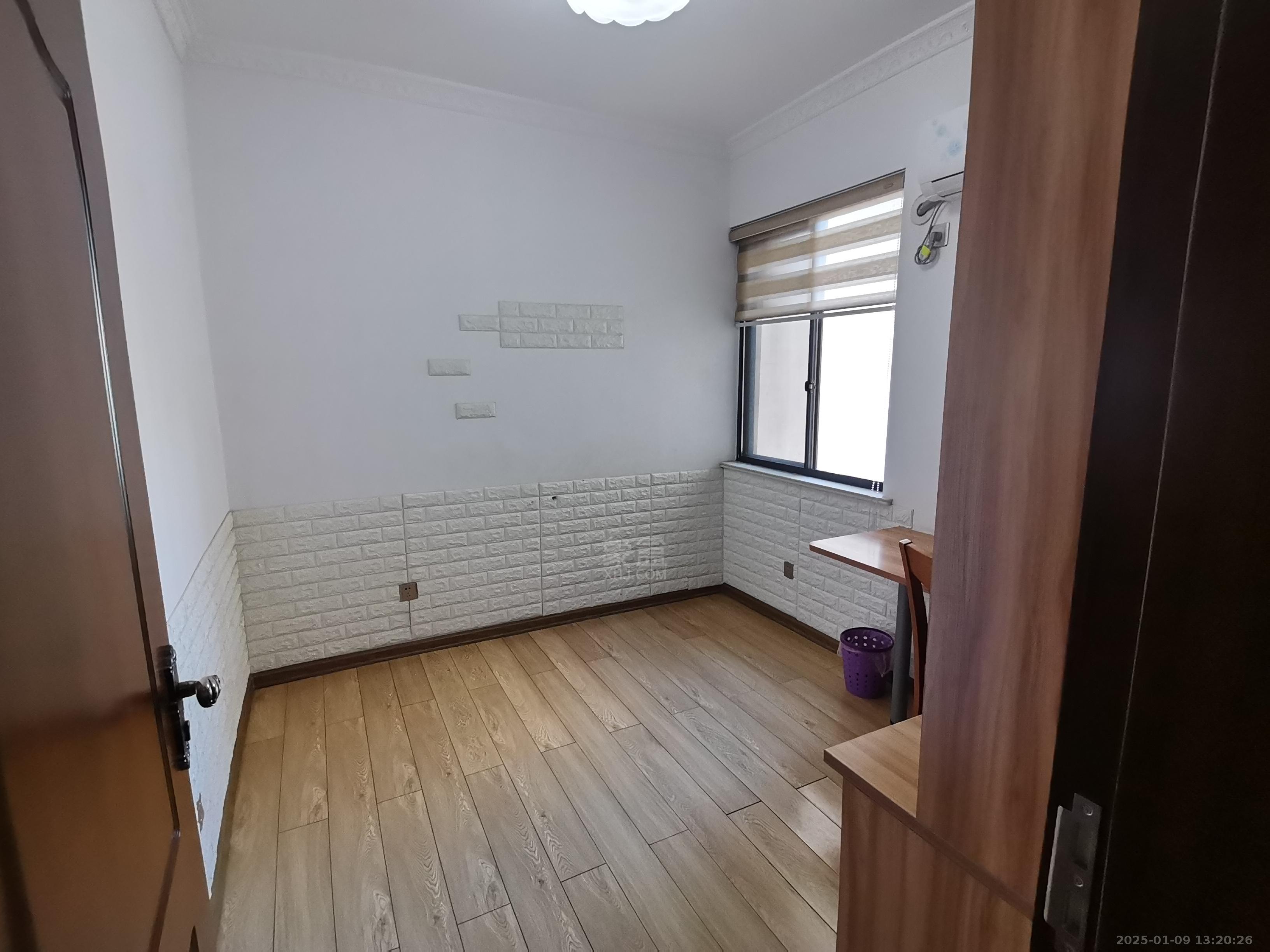 佳兆业金域天下二期 4室2厅1卫 2100.0元/月 佳兆业金域天下二期 4室2厅1卫 2100.0元/月室内图