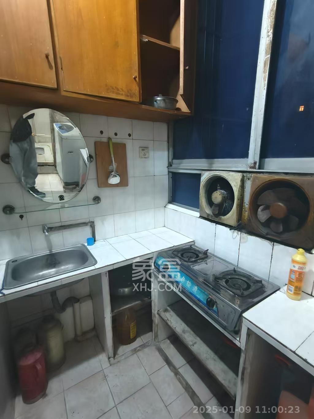 东风路散盘 1室0厅0卫 900.0元/月 东风路散盘 1室0厅0卫 900.0元/月室内图