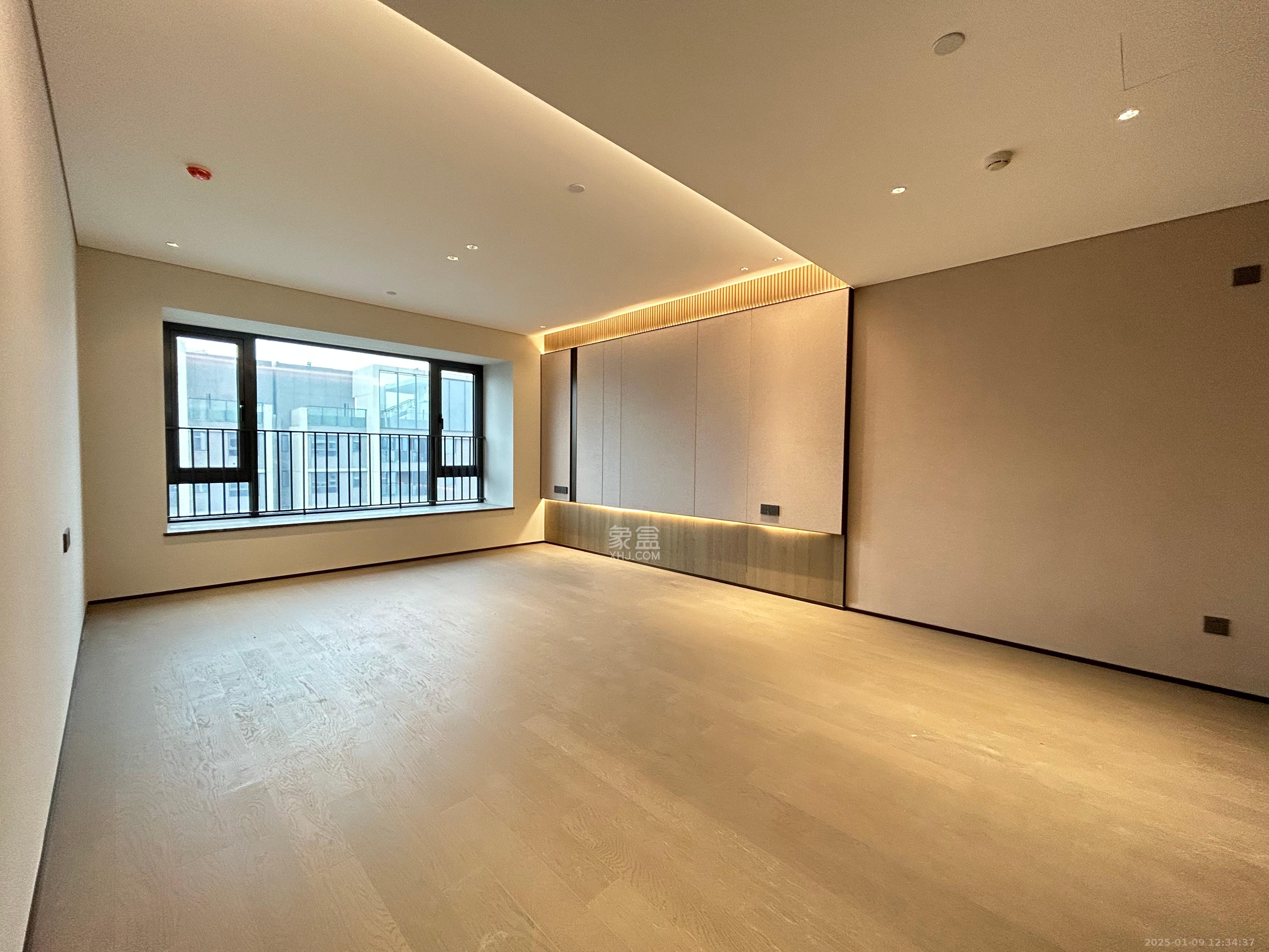 长沙悦府（华润万象城）  4室2厅3卫   12000.00元/月室内图