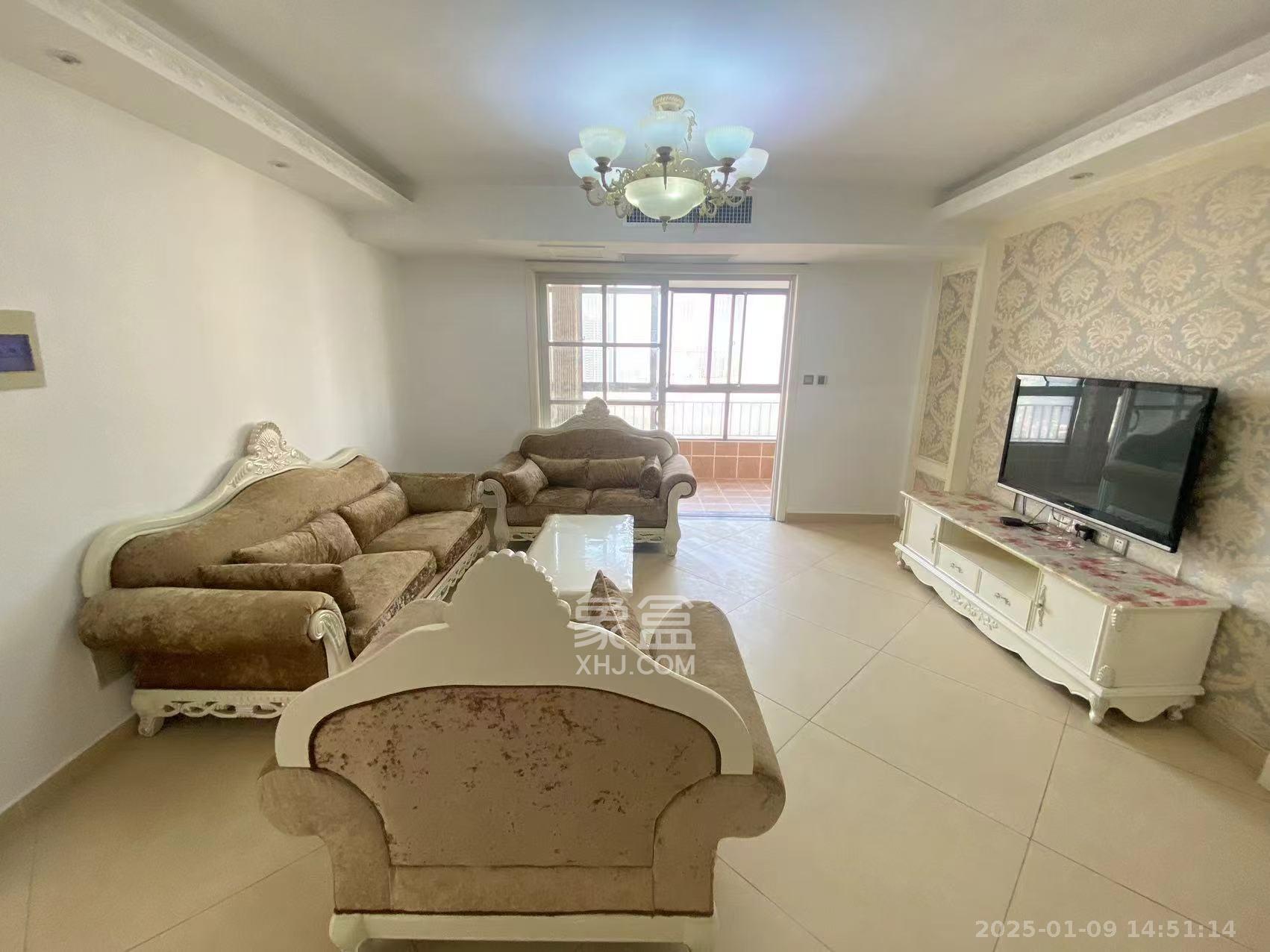 钱隆樽品(一、二、三期) 4室2厅2卫 4500.0元/月 钱隆樽品(一、二、三期) 4室2厅2卫 4500.0元/月室内图