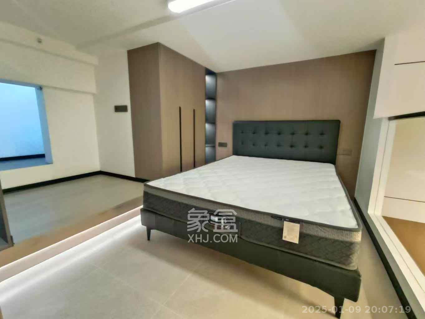 保利中环广场(保利中悦苑) 1室1厅1卫 3200.0元/月 保利中环广场(保利中悦苑) 1室1厅1卫 3200.0元/月室内图