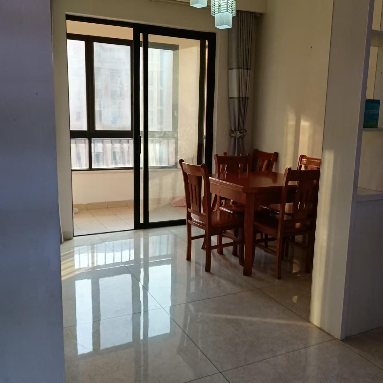 康桥美郡 3室2厅2卫 2000.0元/月 康桥美郡 3室2厅2卫 2000.0元/月室内图