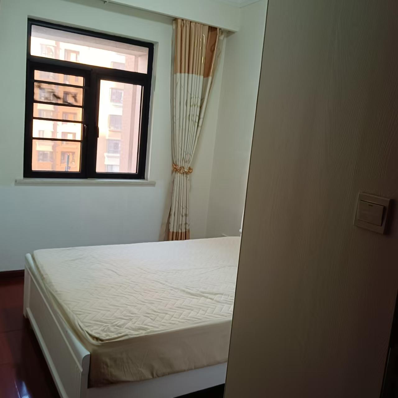 康桥美郡 3室2厅2卫 2000.0元/月 康桥美郡 3室2厅2卫 2000.0元/月室内图