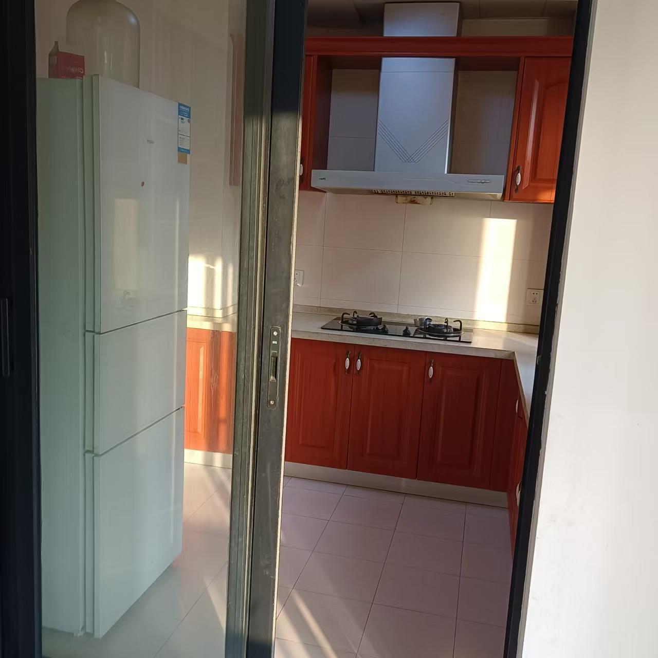 康桥美郡 3室2厅2卫 2000.0元/月 康桥美郡 3室2厅2卫 2000.0元/月小区图