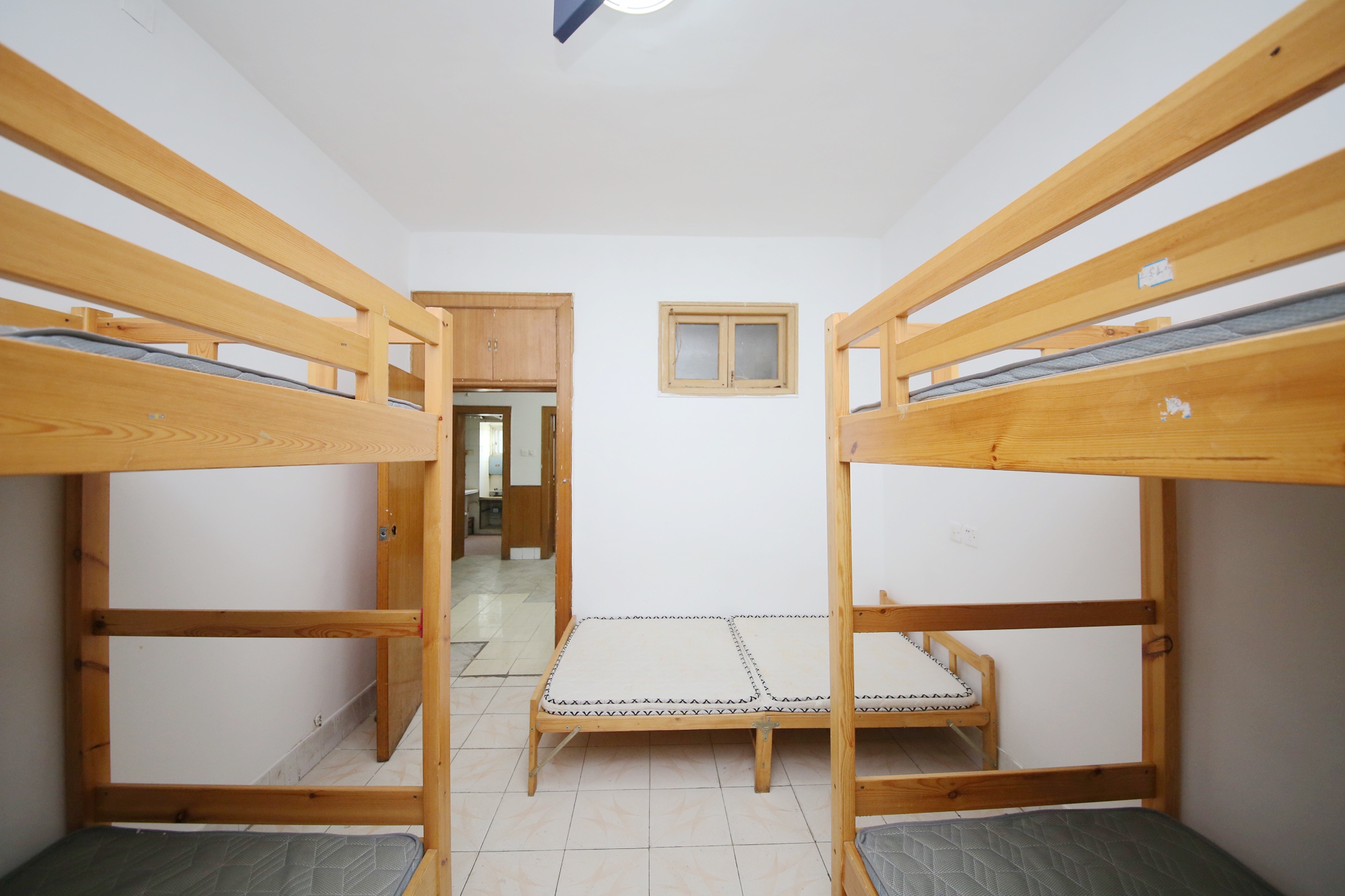 湖南省道路运输管理局  3室1厅1卫    68.0万卧室