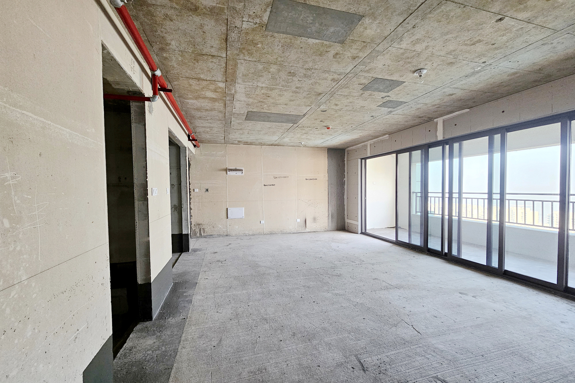 阳光城尚东湾嘉林苑 3室2厅2卫 90.0万 阳光城尚东湾嘉林苑 3室2厅2卫 90.0万客厅