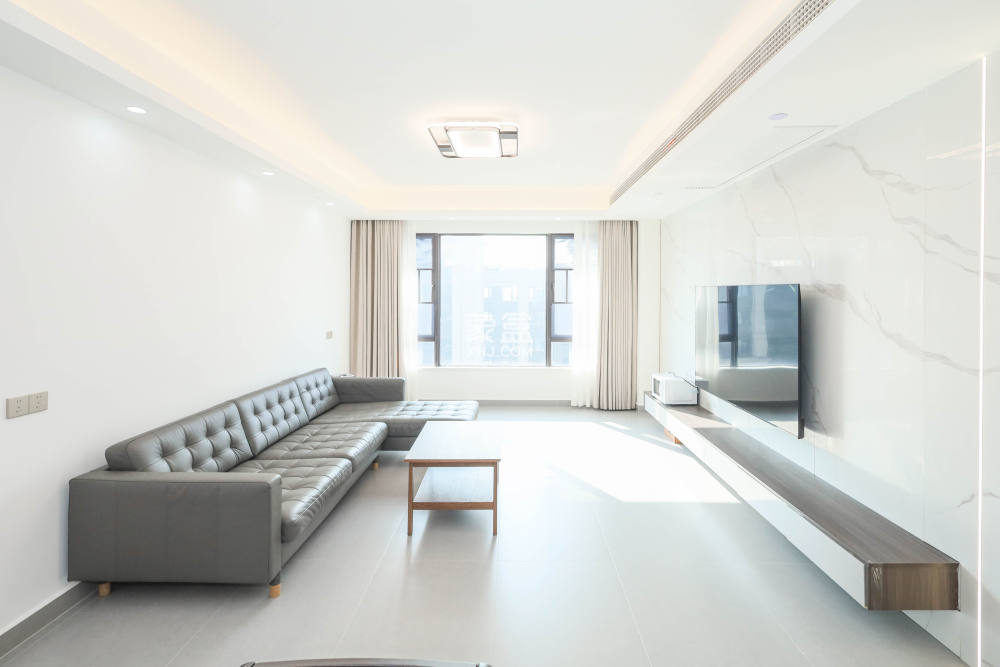 建发央著  4室2厅2卫   258.00万
