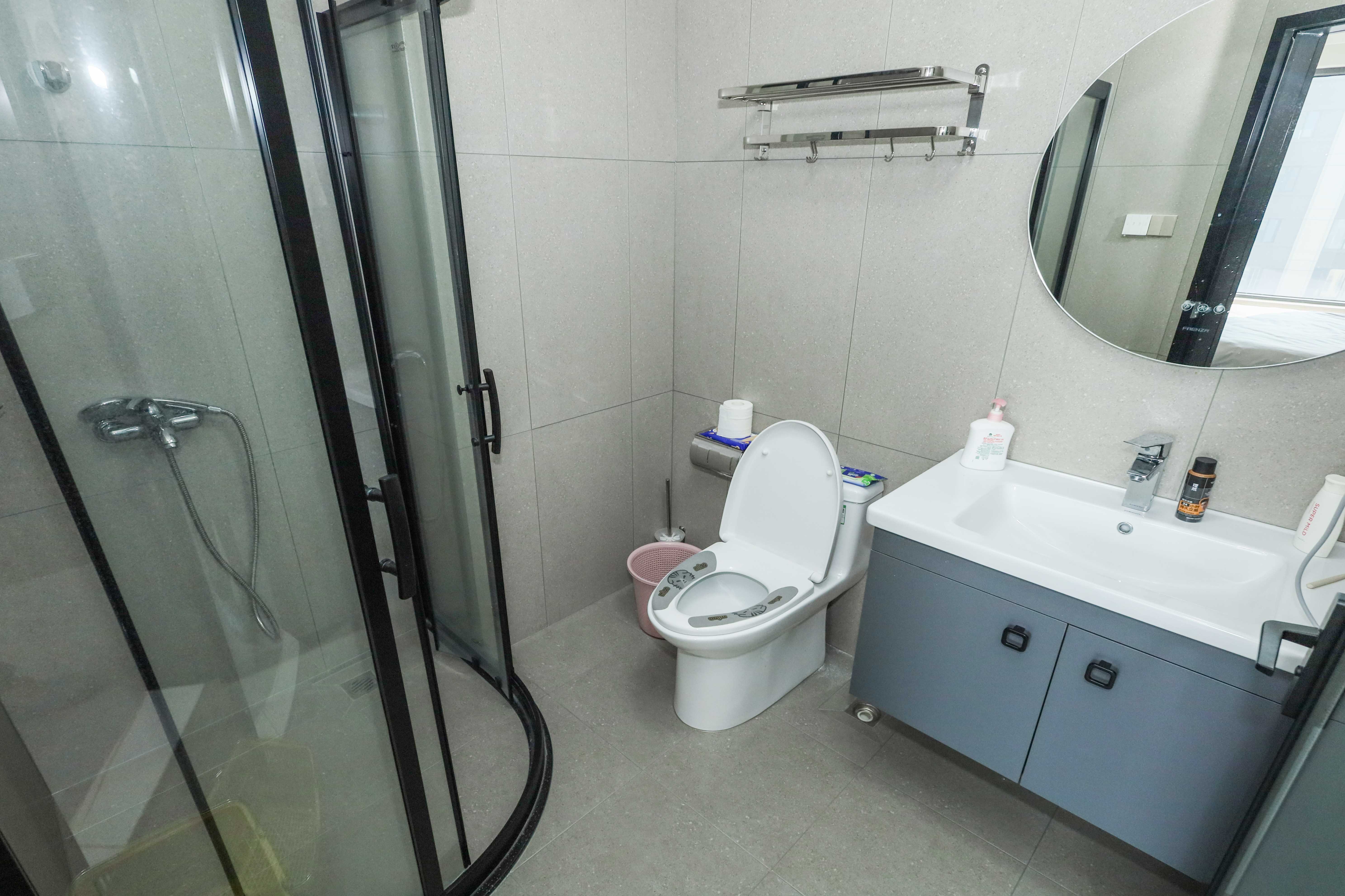 建发央著  4室2厅2卫   258.00万卫生间