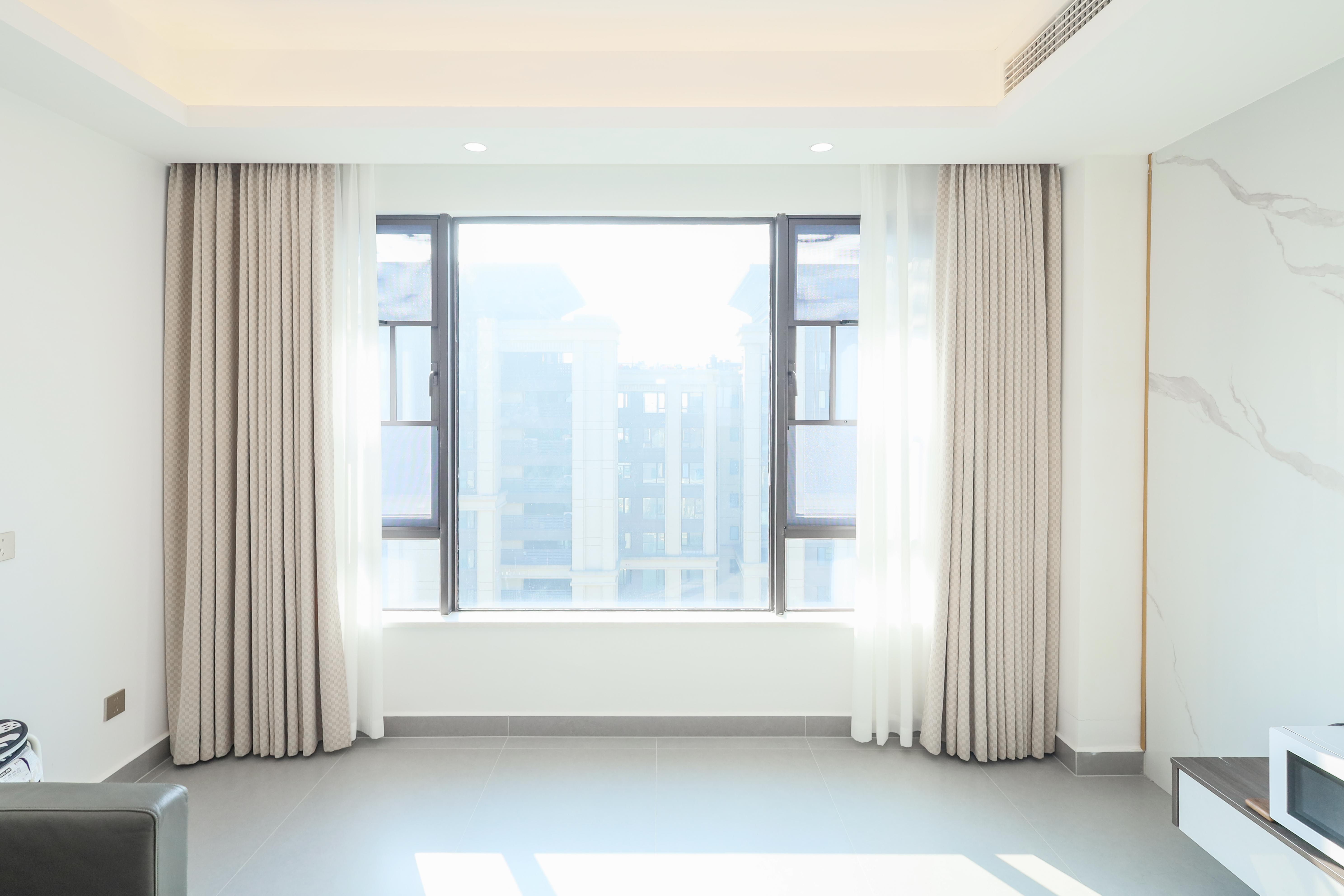 建发央著  4室2厅2卫   258.00万阳台
