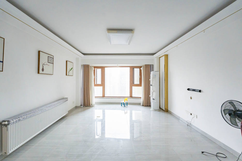 维一星城原山苑  1室2厅2卫    125.0万