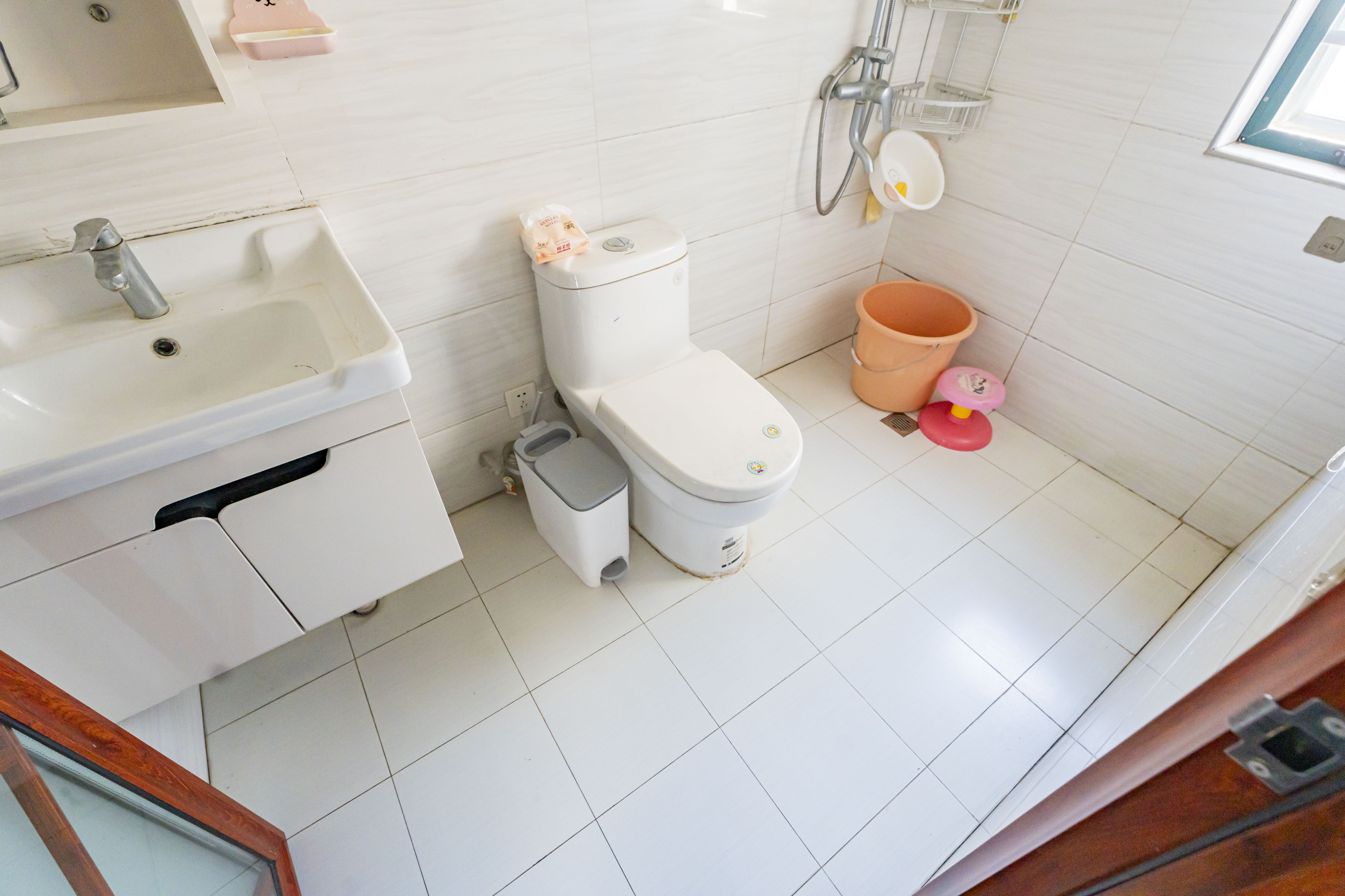 维一星城原山苑 1室2厅2卫 125.0万 维一星城原山苑 1室2厅2卫 125.0万卫生间