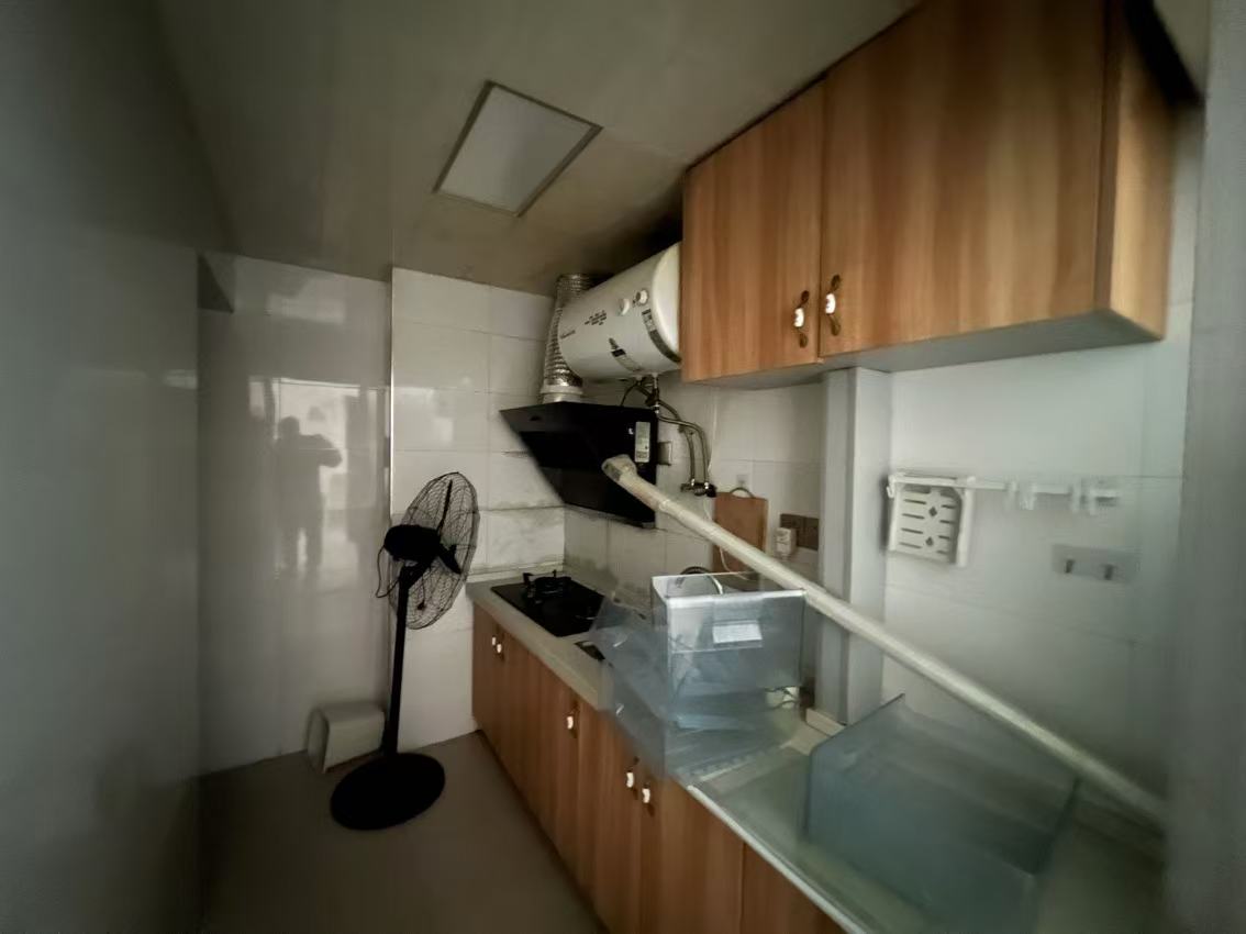 红星国际星城 1室1厅1卫 1800.0元/月 红星国际星城 1室1厅1卫 1800.0元/月室内图