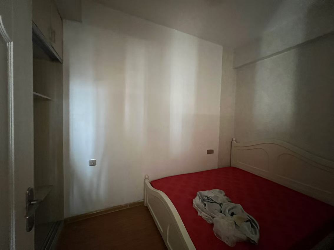 红星国际星城 1室1厅1卫 1800.0元/月 红星国际星城 1室1厅1卫 1800.0元/月室内图