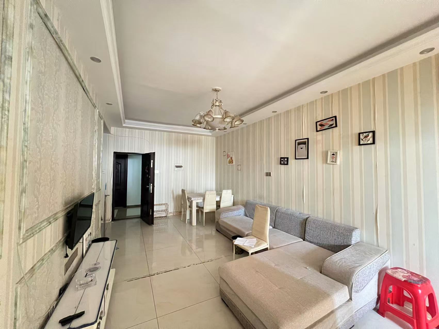 红星国际星城 1室1厅1卫 1800.0元/月 红星国际星城 1室1厅1卫 1800.0元/月室内图