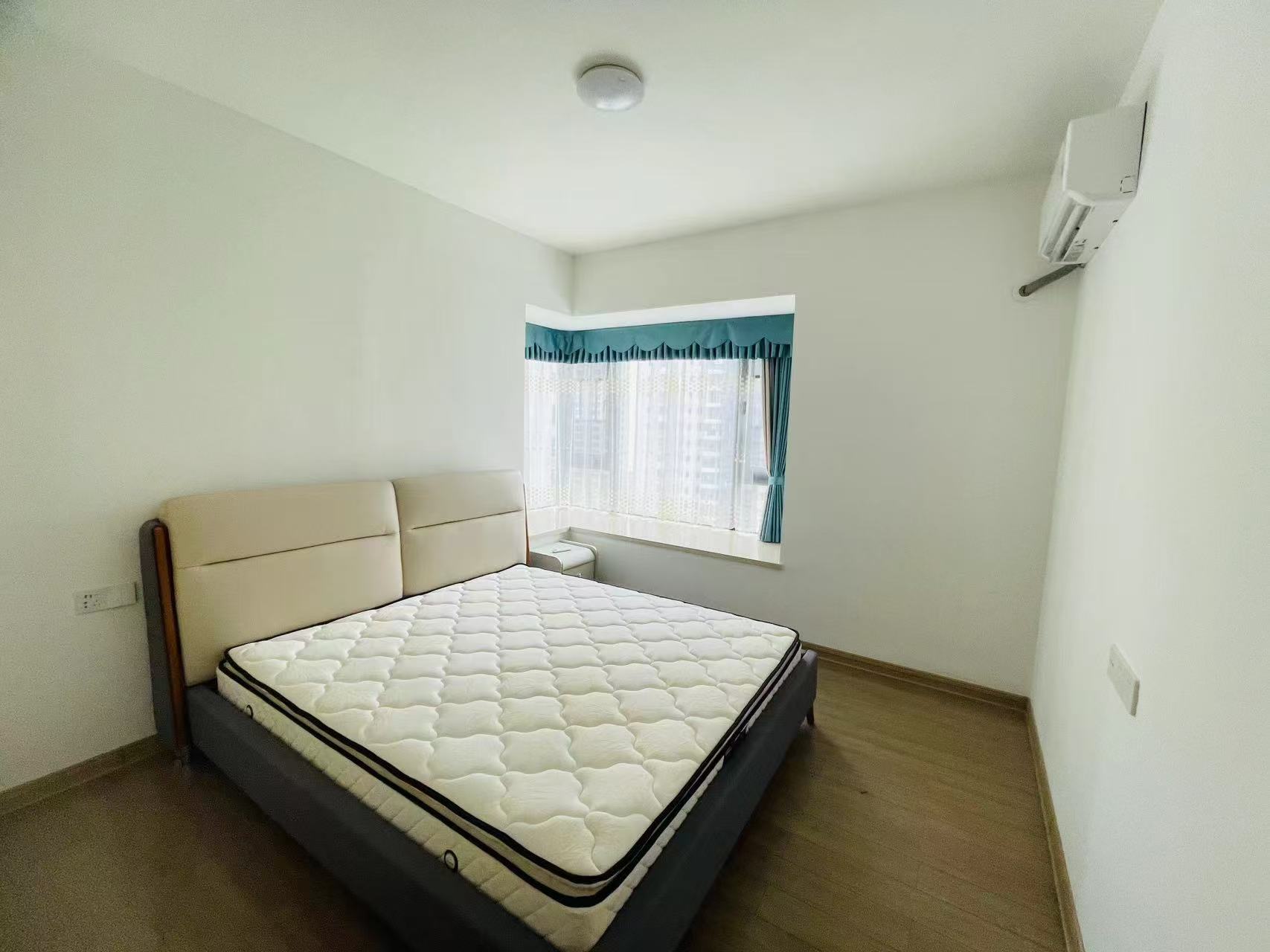 蓝溪谷 4室2厅2卫 2500.0元/月 蓝溪谷 4室2厅2卫 2500.0元/月室内图