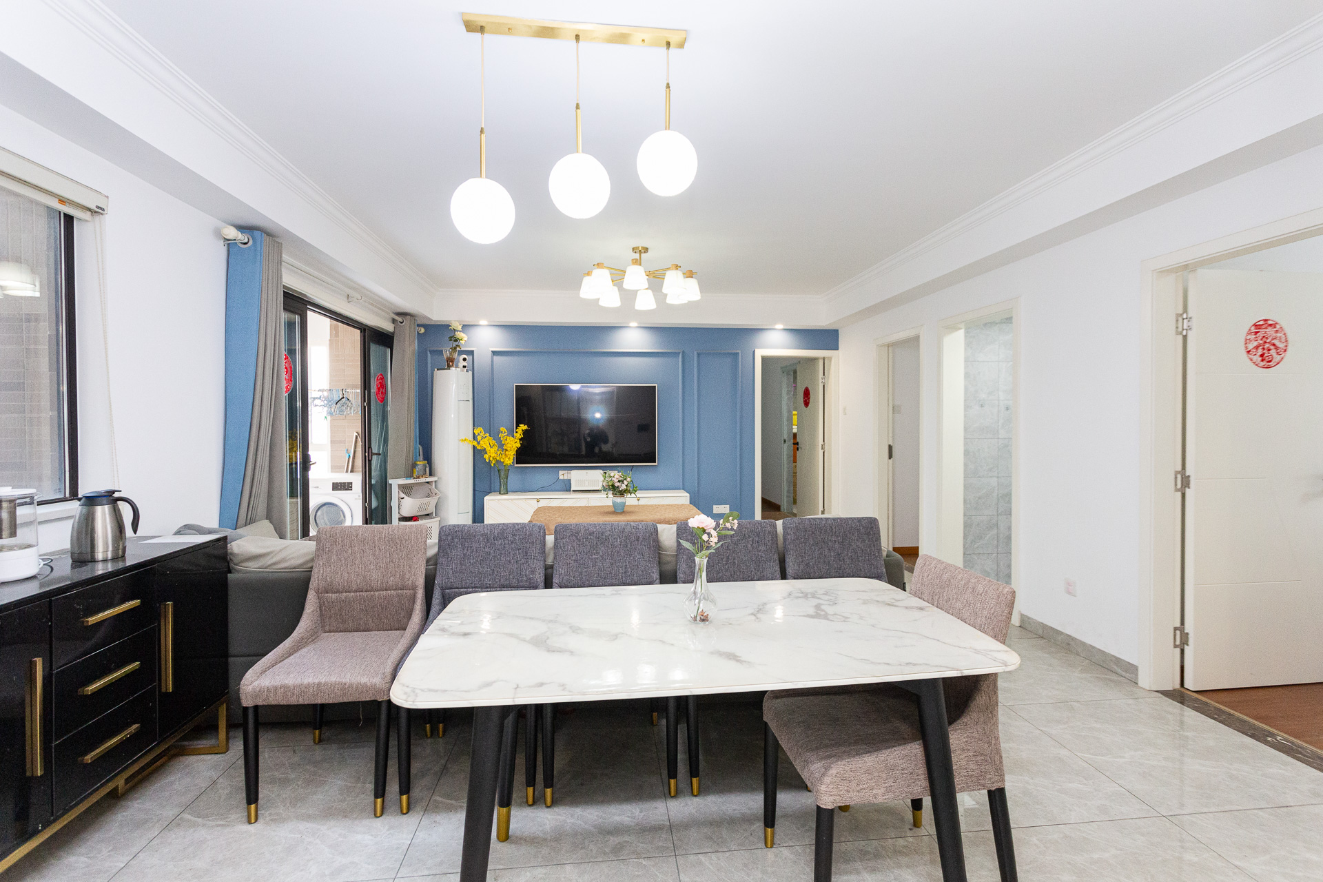 时代倾城三期  4室2厅2卫    128.0万 时代倾城三期  4室2厅2卫    128.0万客厅