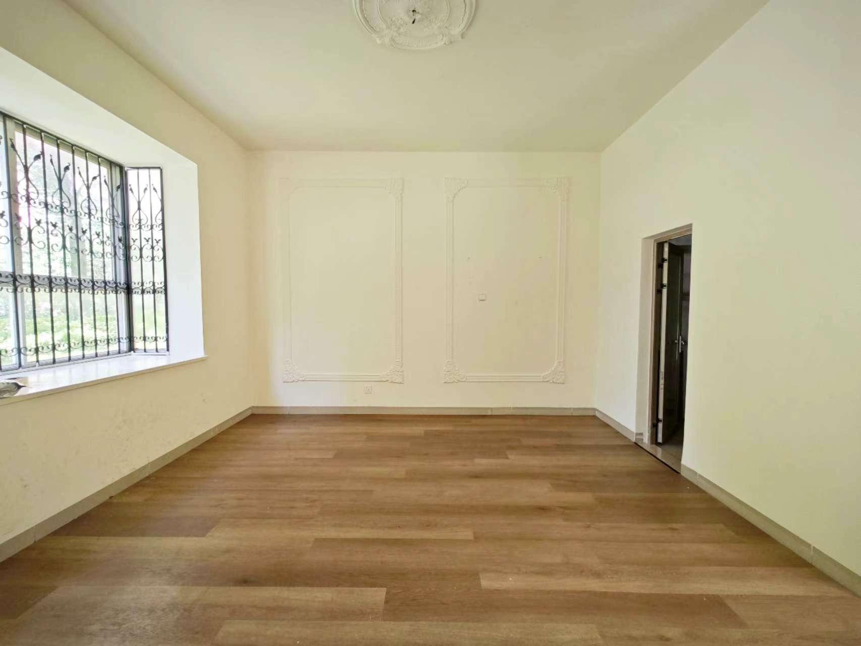 景瑞花园 3室2厅2卫 170.0万 景瑞花园 3室2厅2卫 170.0万室内图